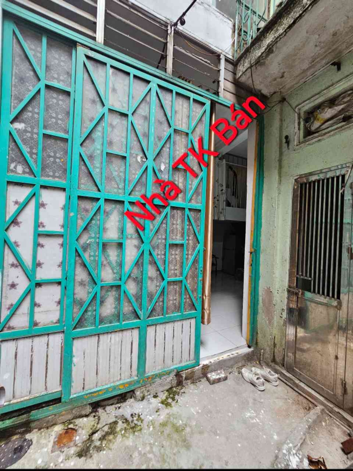 Bán nhà Hoàng Mai - diện tích 20m2 3 tầng - ô tô đỗ cửa - giá 4,8 tỷ