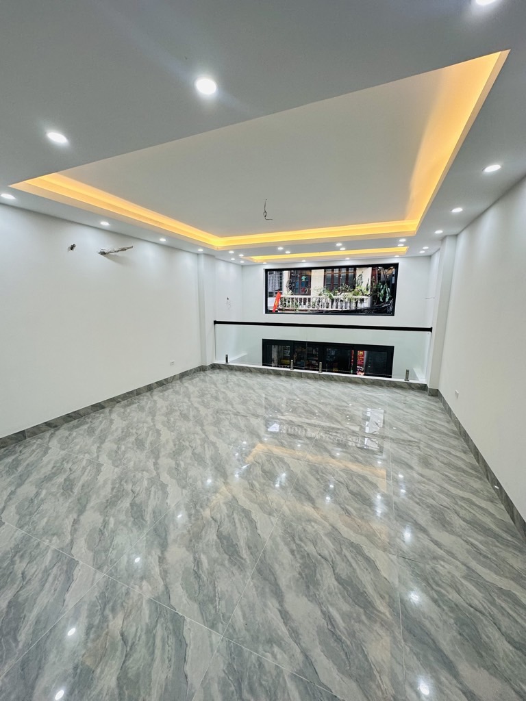 Bán nhà Ngõ Thổ Quan - diện tích 50m2 7 tầng - Gara ô tô, thang máy - giá 25 tỷ