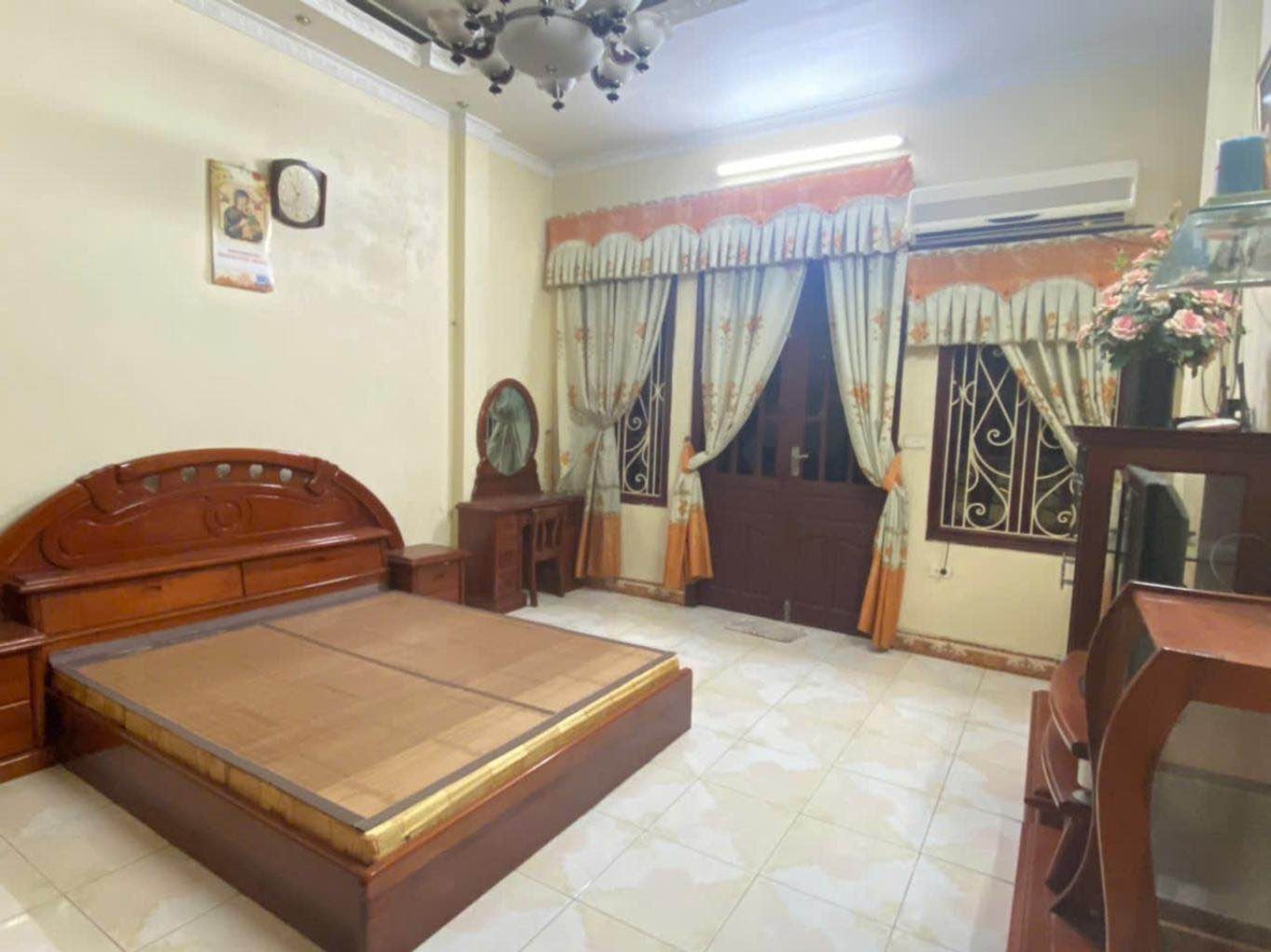 Bán nhà Giải Phóng - diện tích 41m2 4 tầng - Ngõ rộng thoáng - giá 8,2 tỷ