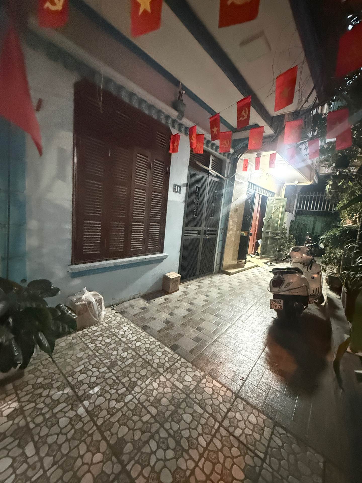 Bán nhà Giải Phóng - diện tích 41m2 4 tầng - Ngõ rộng thoáng - giá 8,2 tỷ
