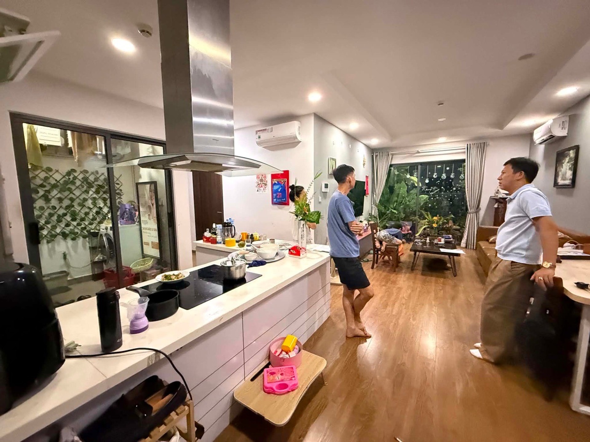 Bán nhà Vành đai 3 - diện tích 99m2 29 tầng - Lô góc - giá 10,5 tỷ