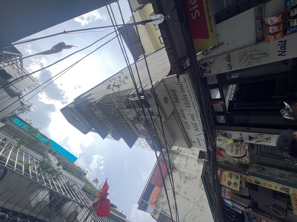 Bán nhà Hoàng Mai - diện tích 39m2 5 tầng - Nhà lô góc, mặt ngõ thông kinh doanh - giá 12 tỷ