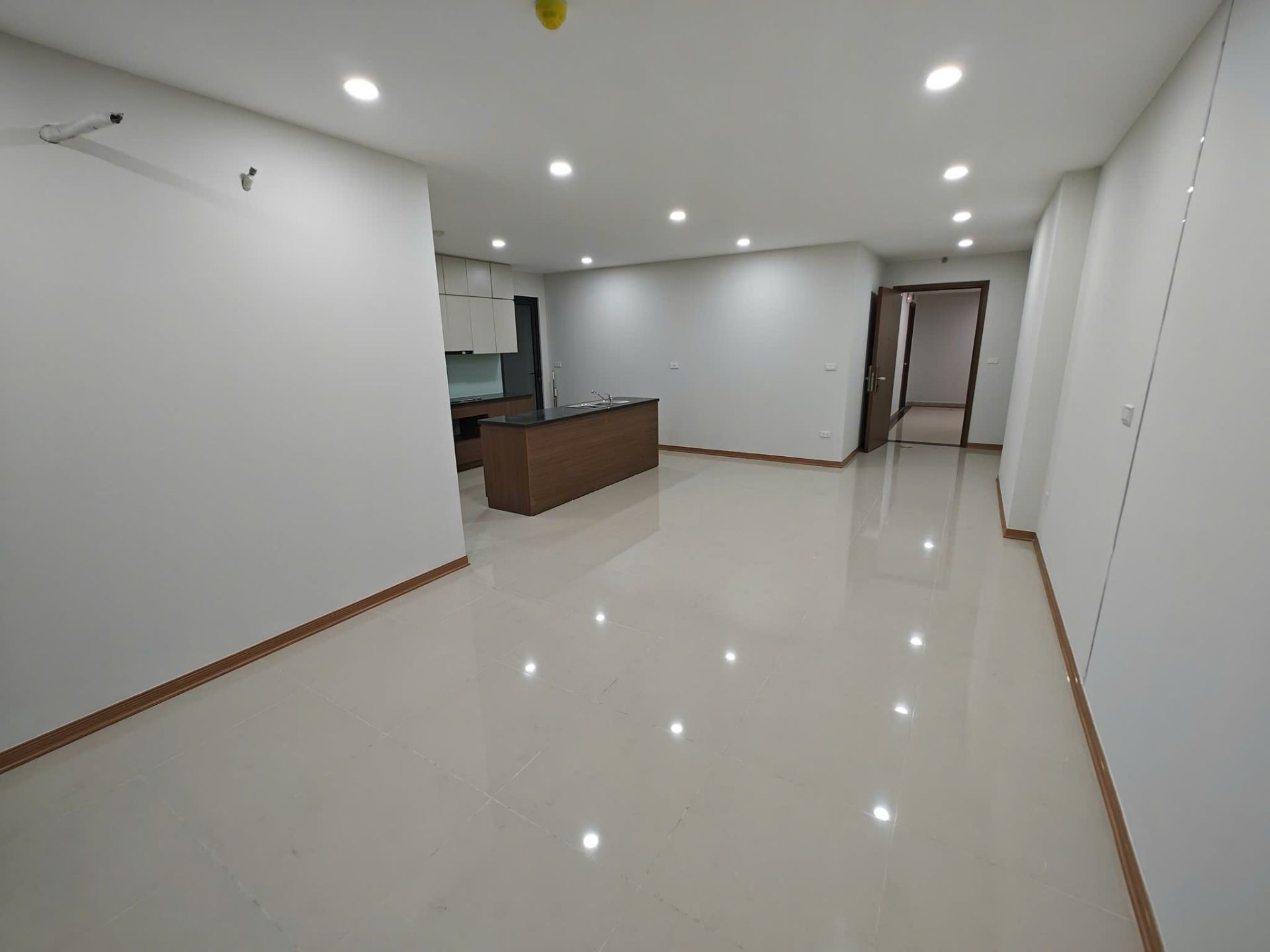 Bán nhà Ngọc Hồi - diện tích 105m2 1 tầng - Căn góc thoáng sáng - giá 8,7 tỷ