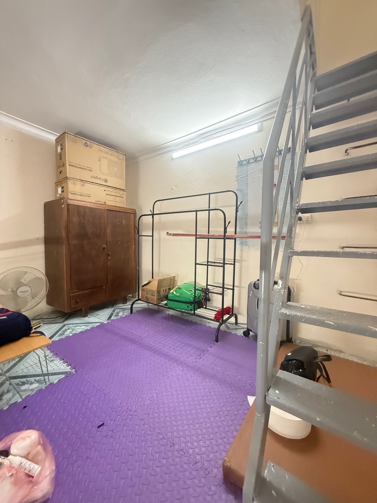 Bán nhà Hồng Mai - diện tích 18m2 3 tầng - Nhà nhỏ xinh, cực kỳ phù hợp vợ chồng trẻ - giá 2,5 tỷ