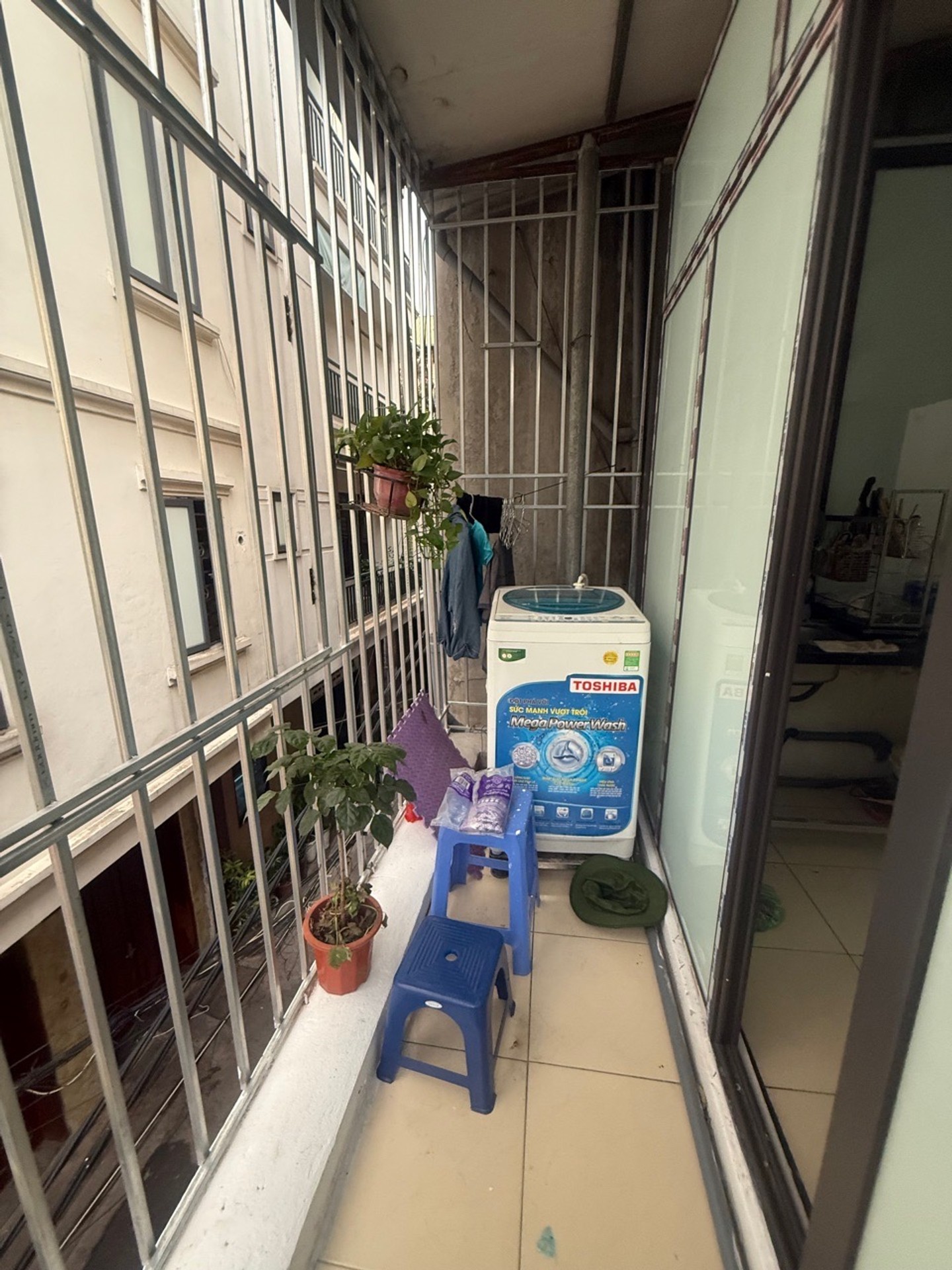 Bán nhà Hồng Mai - diện tích 18m2 3 tầng - Nhà nhỏ xinh, cực kỳ phù hợp vợ chồng trẻ - giá 2,5 tỷ