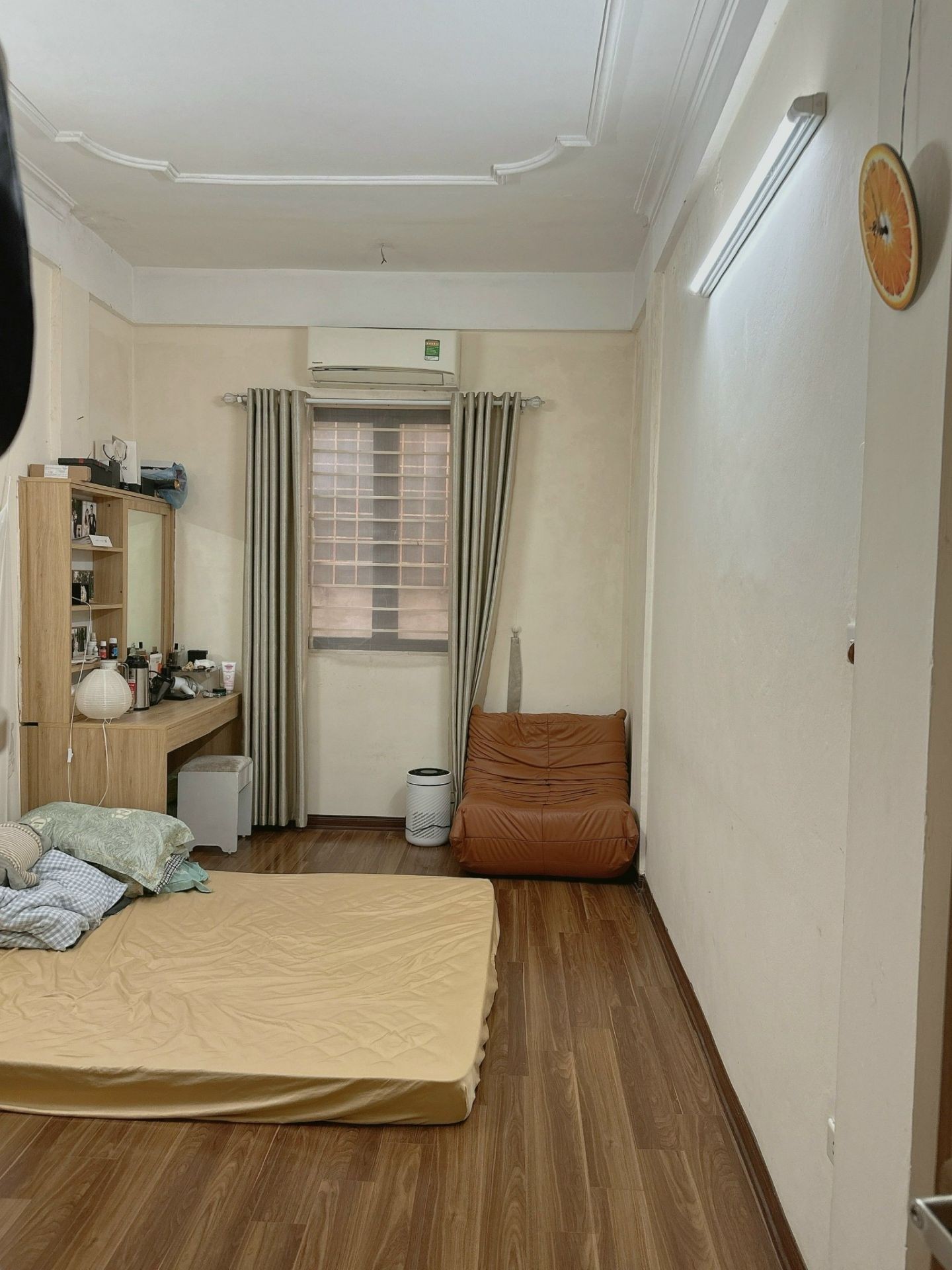 Bán nhà Nguyên Hồng - diện tích 33.4m2 4 tầng - Nhà hai mặt thoáng - giá 26,5 tỷ