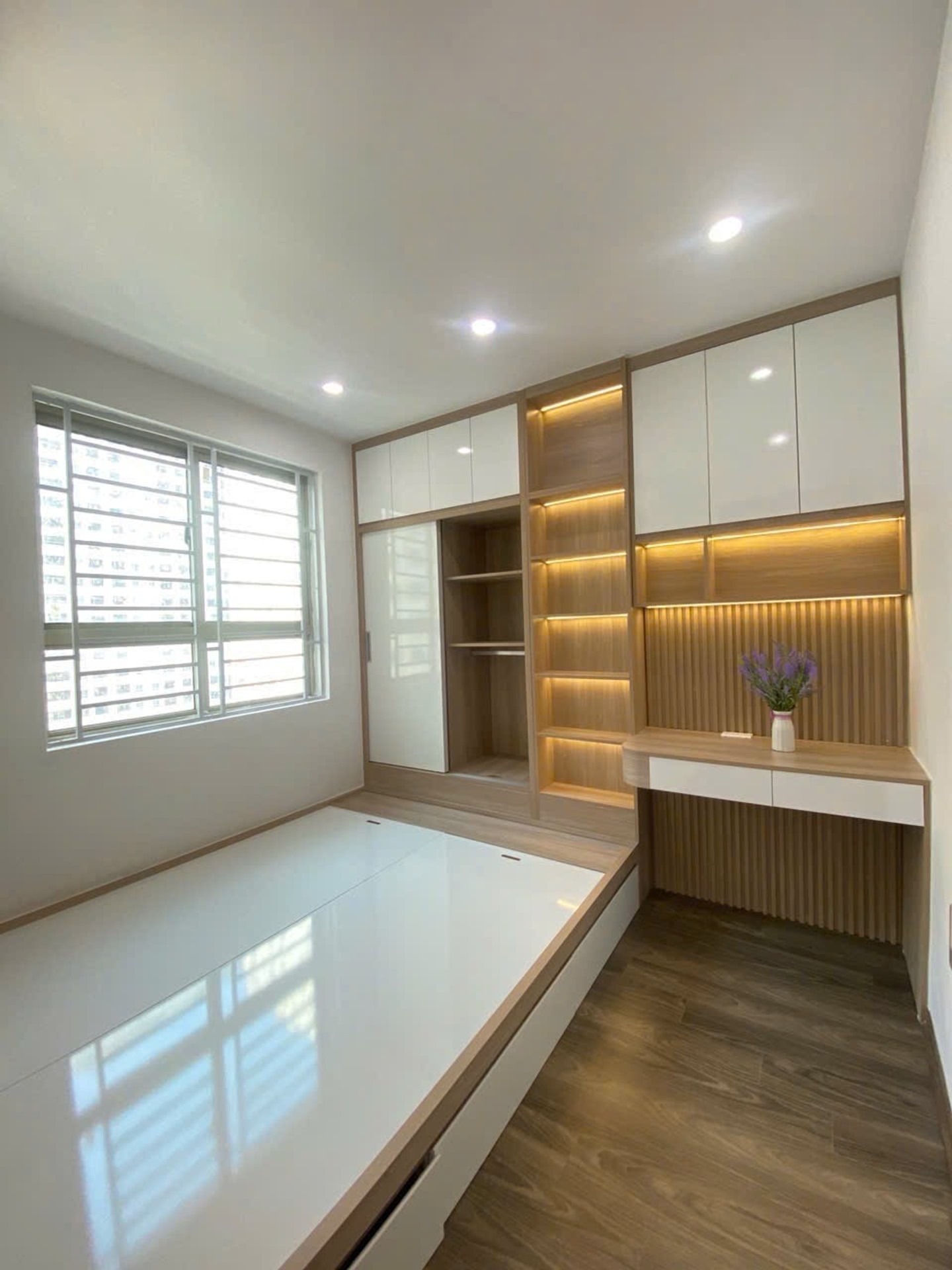 Bán nhà Linh Đường - diện tích 72m2 1 tầng - Ô tô đỗ sảnh - giá 4,2 tỷ
