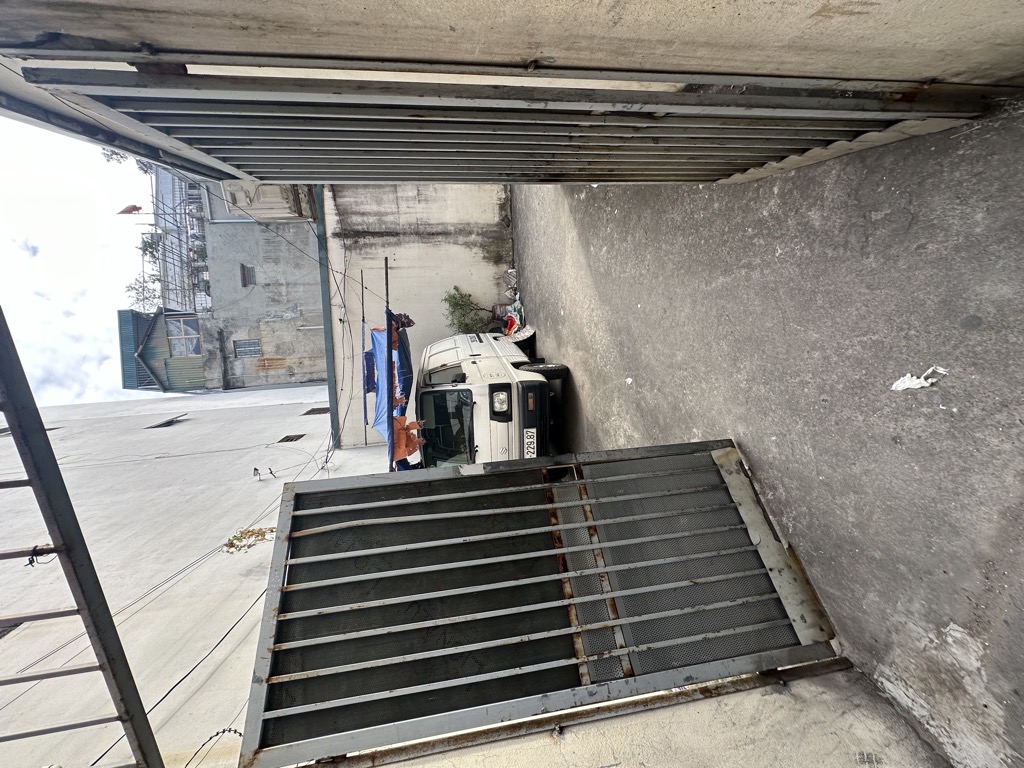 Bán nhà Khương Hạ - diện tích 390m2 1 tầng - Lô góc mặt tiền khủng - giá 83,6 tỷ