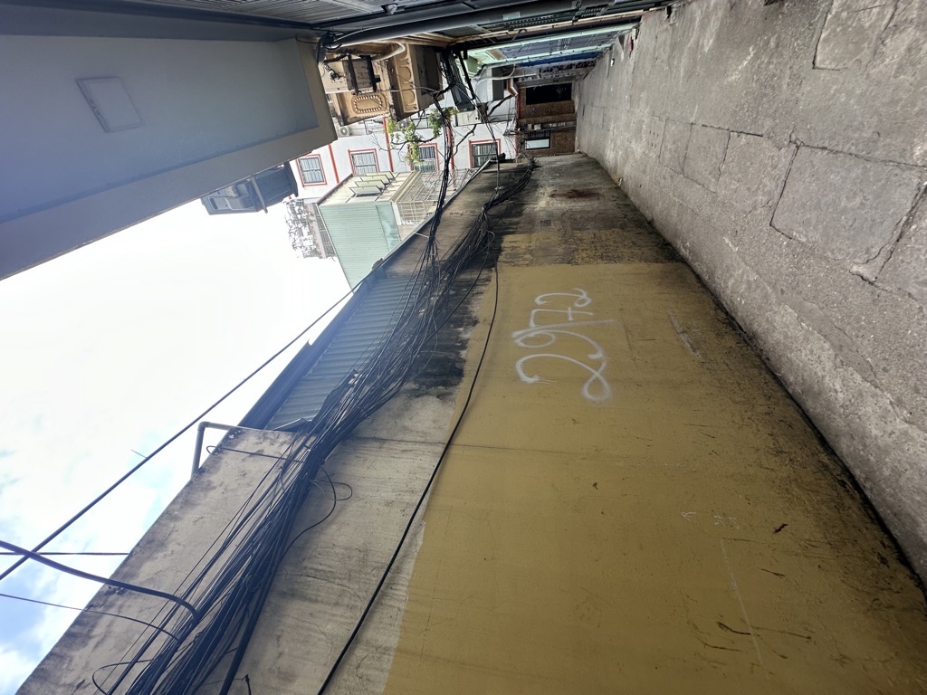 Bán nhà Khương Hạ - diện tích 390m2 1 tầng - Lô góc mặt tiền khủng - giá 83,6 tỷ