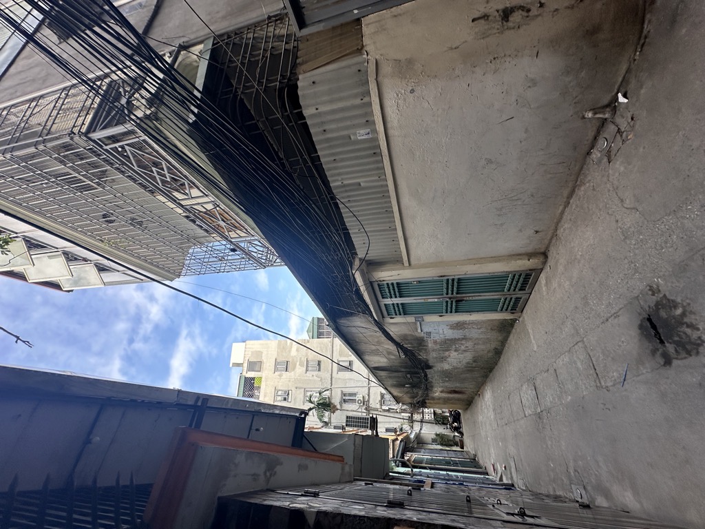 Bán nhà Khương Hạ - diện tích 390m2 1 tầng - Lô góc mặt tiền khủng - giá 83,6 tỷ