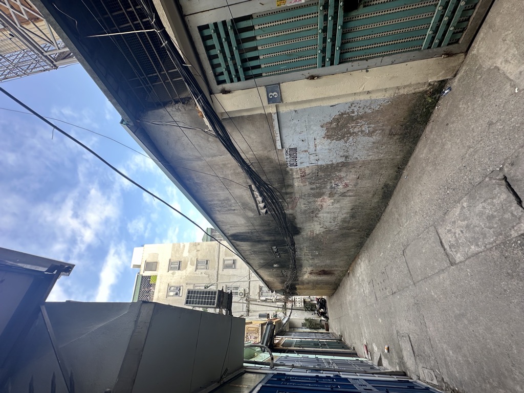 Bán nhà Khương Hạ - diện tích 390m2 1 tầng - Lô góc mặt tiền khủng - giá 83,6 tỷ