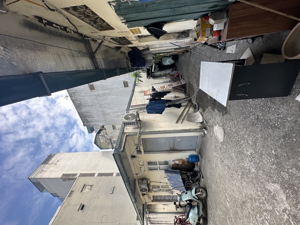 Bán nhà Khương Hạ - diện tích 390m2 1 tầng - Lô góc mặt tiền khủng - giá 83,6 tỷ