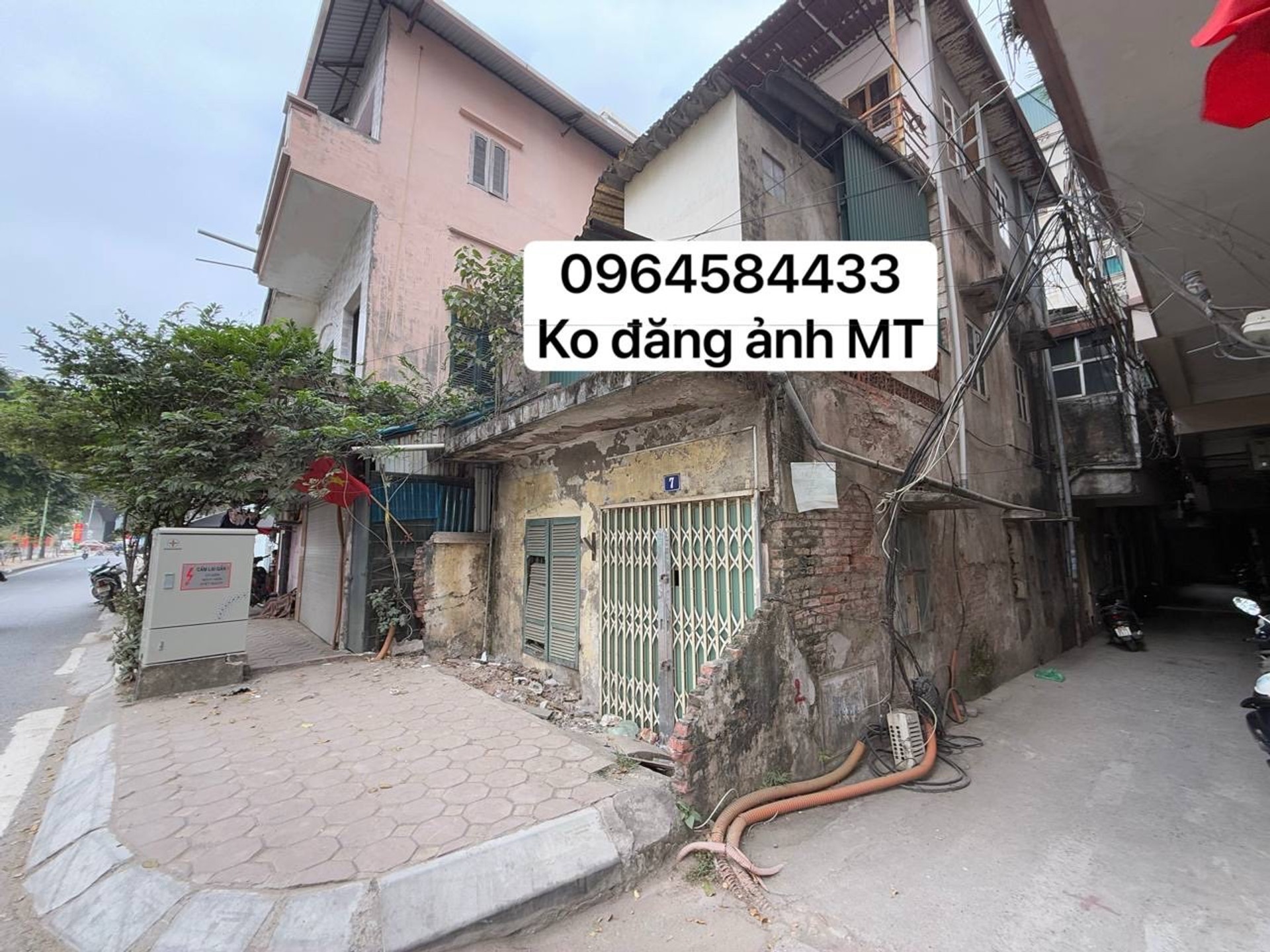 Bán nhà Hà Kế Tấn - diện tích 122m2 2 tầng - Mặt phố lô góc - giá 39,8 tỷ