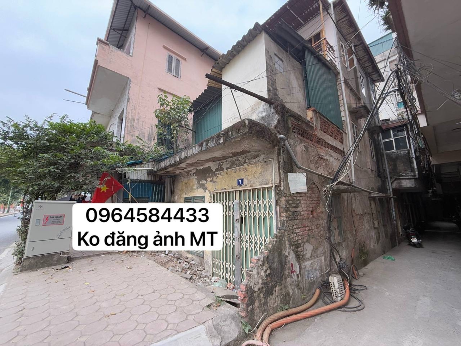 Bán nhà Hà Kế Tấn - diện tích 122m2 2 tầng - Mặt phố lô góc - giá 39,8 tỷ