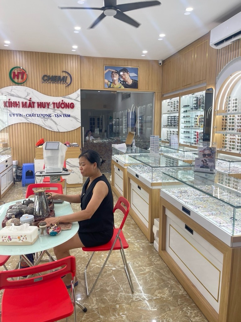 Bán nhà Lê Duẩn - diện tích 205m2 2 tầng - Mặt phố kinh doanh - giá 133 tỷ