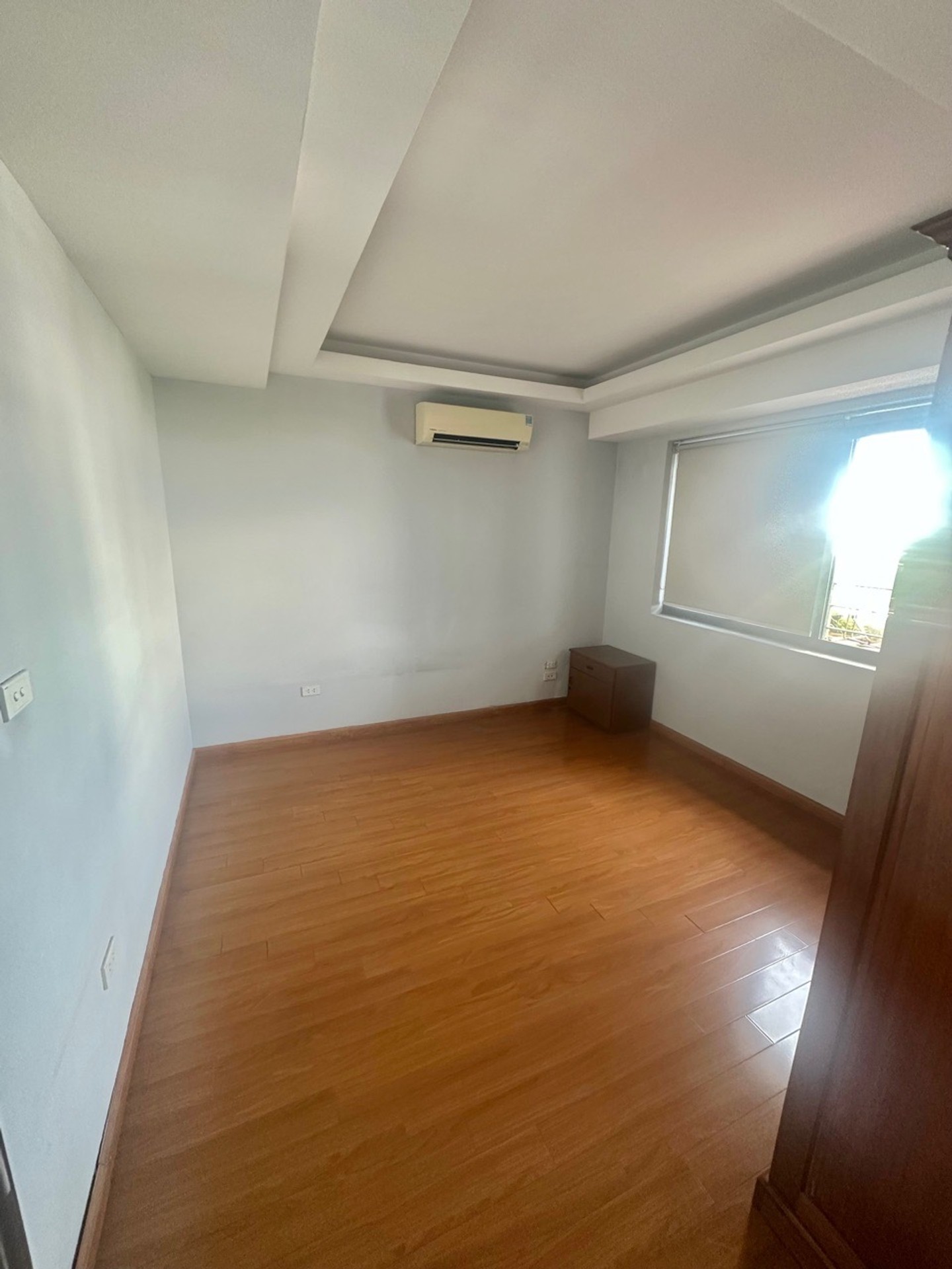 Bán nhà Lê Trọng Tấn - diện tích 155m2 1 tầng - Chung cư cao cấp - giá 9,5 tỷ