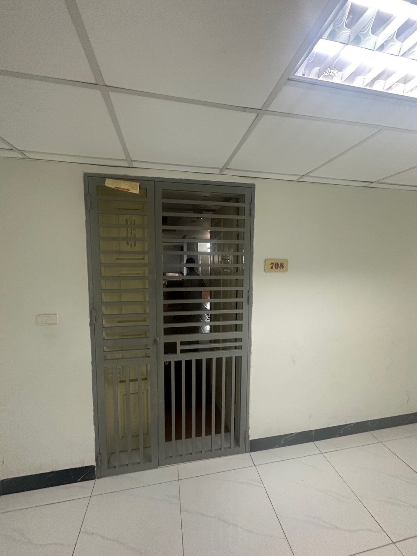 Bán nhà Lê Trọng Tấn - diện tích 155m2 1 tầng - Chung cư cao cấp - giá 9,5 tỷ