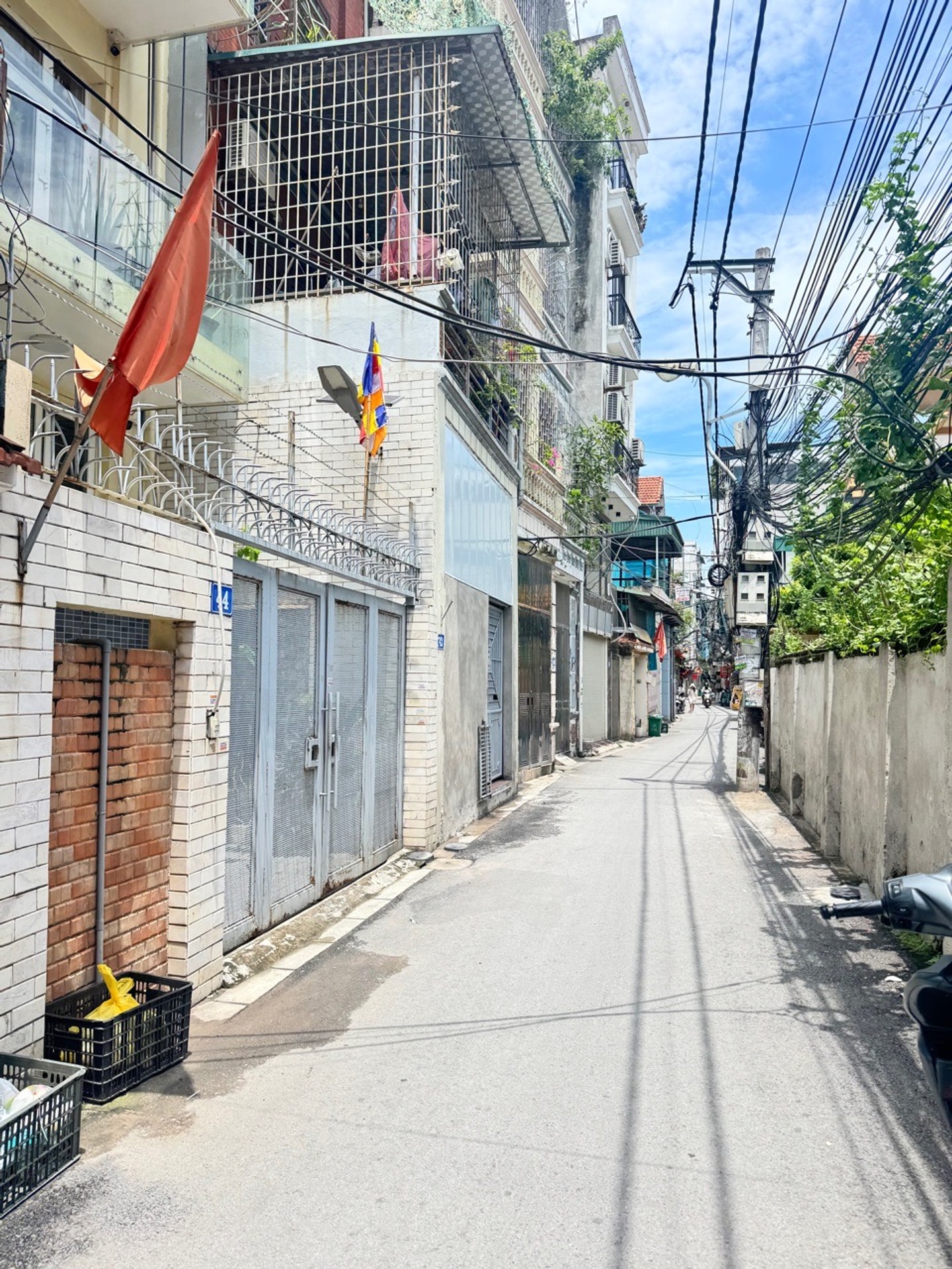 Bán nhà Bằng Liệt - diện tích 71m2 5 tầng - Ô TÔ TRÁNH - giá 17,9 tỷ