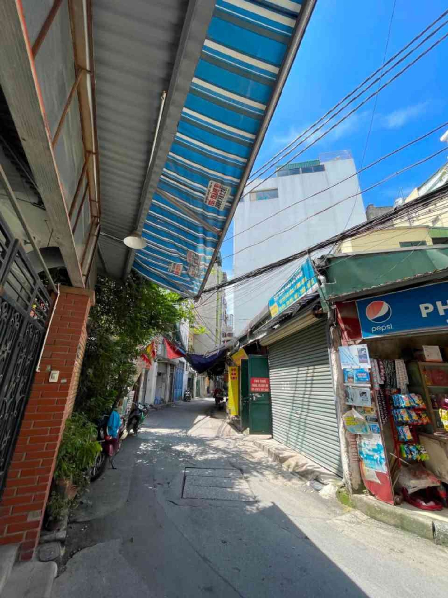 Bán nhà Giáp Bát - diện tích 176m2 2 tầng - Mặt phố hiếm có - giá 66 tỷ