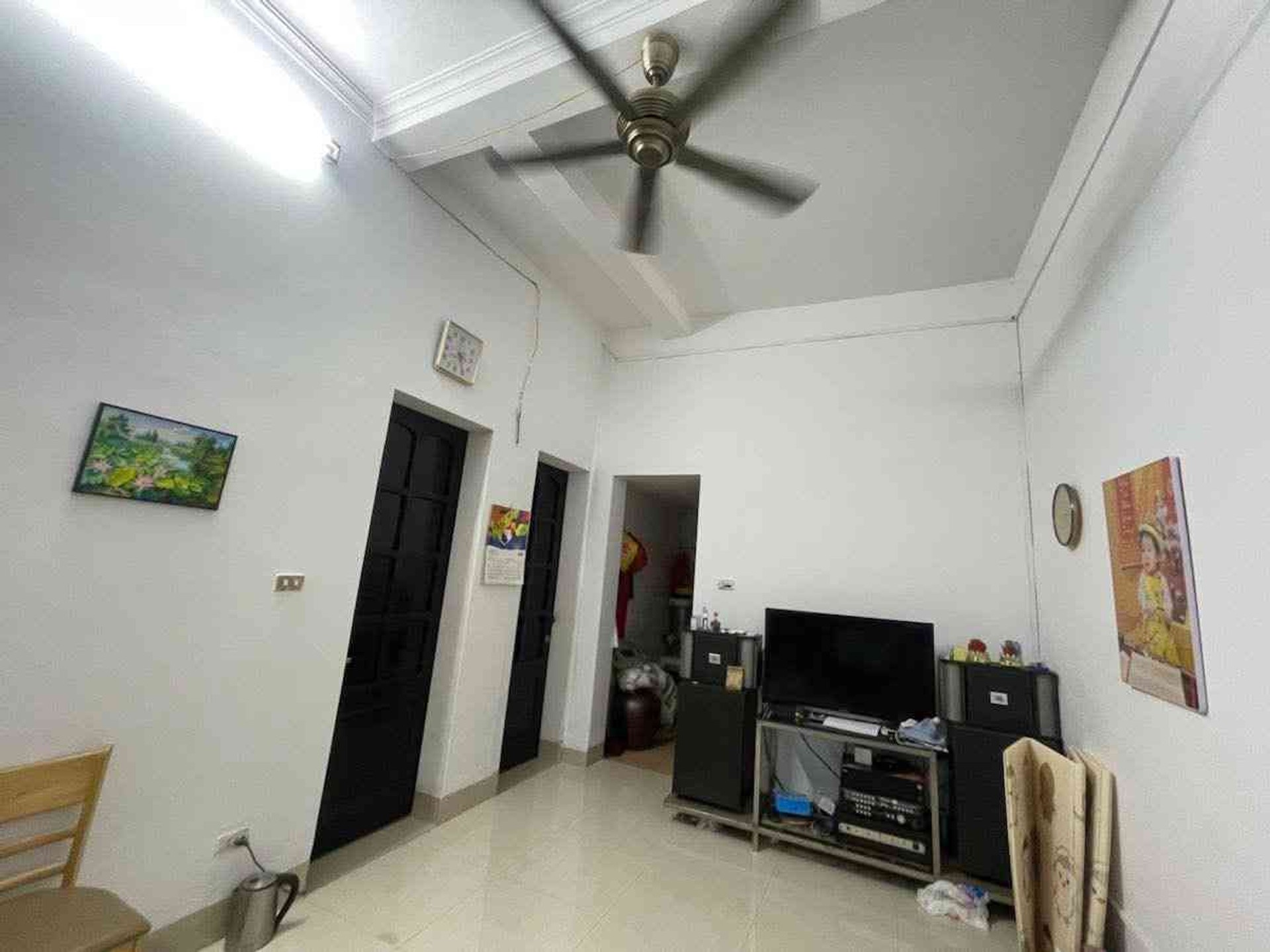 Bán nhà Giáp Bát - diện tích 176m2 2 tầng - Mặt phố hiếm có - giá 66 tỷ