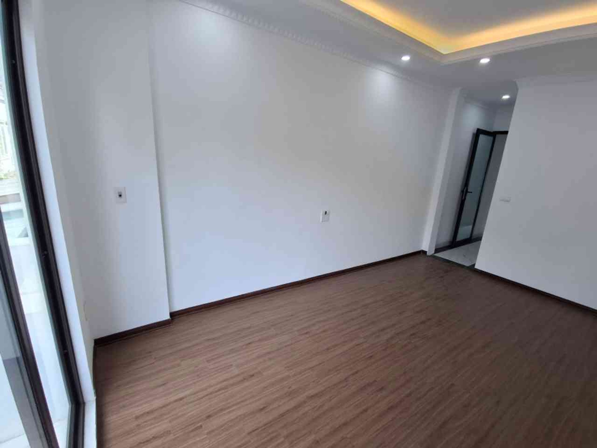 Bán nhà Nam Dư - diện tích 30m2 5 tầng - Gần ô tô - giá 7,5 tỷ