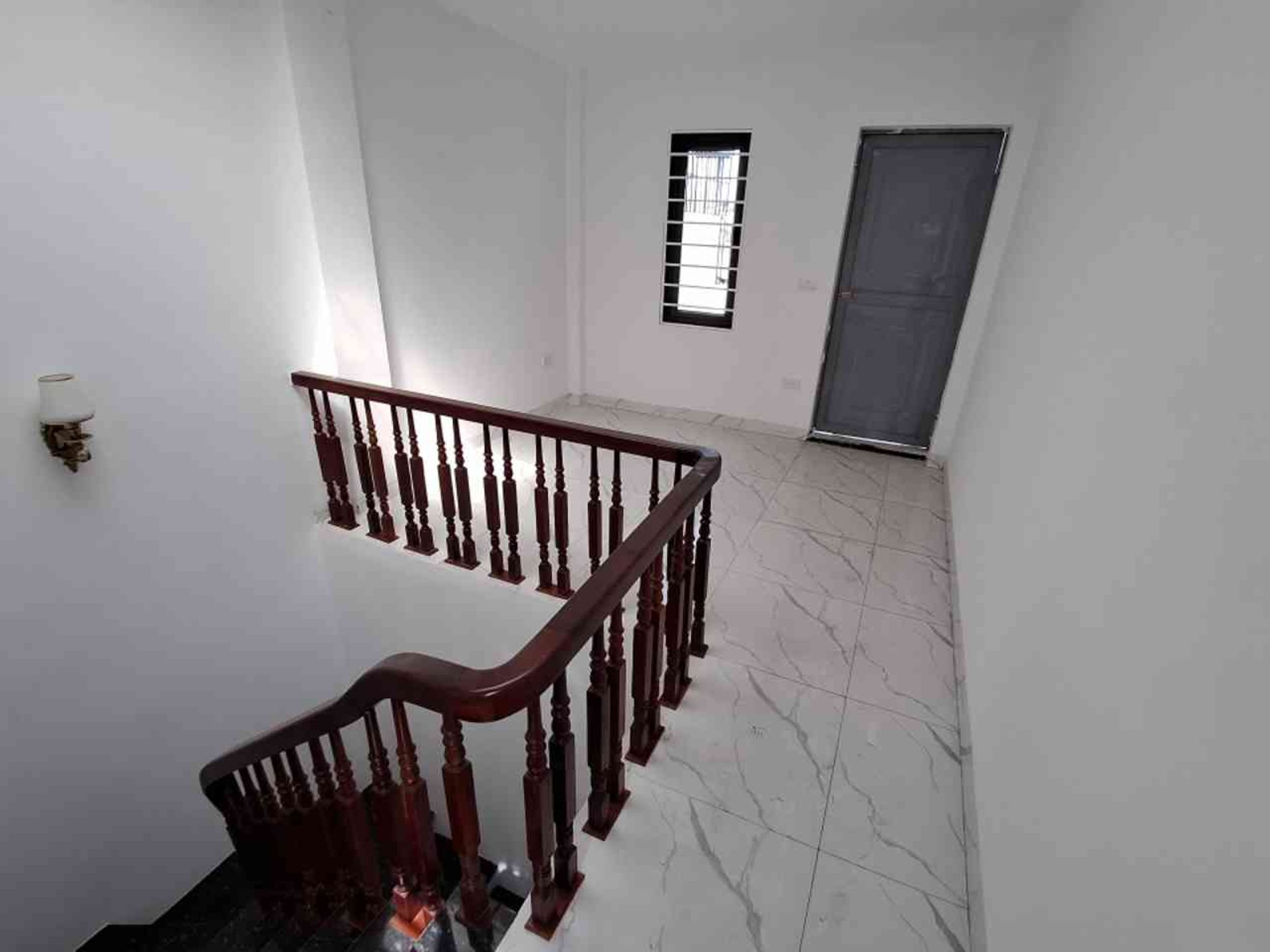 Bán nhà Nam Dư - diện tích 30m2 5 tầng - Gần ô tô - giá 7,5 tỷ