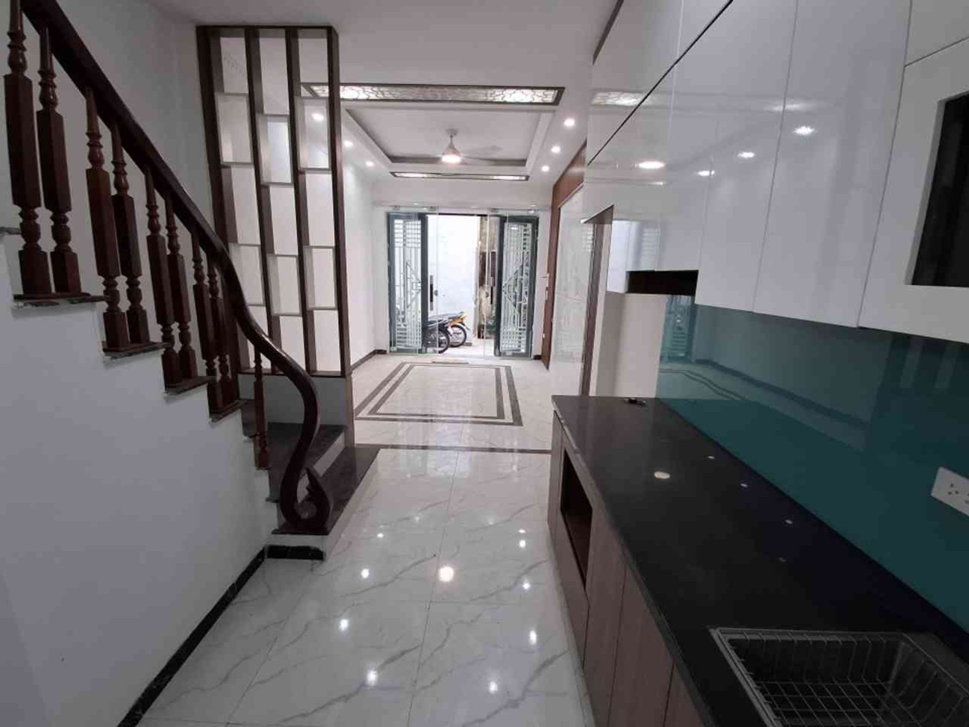 Bán nhà Nam Dư - diện tích 30m2 5 tầng - Gần ô tô - giá 7,5 tỷ