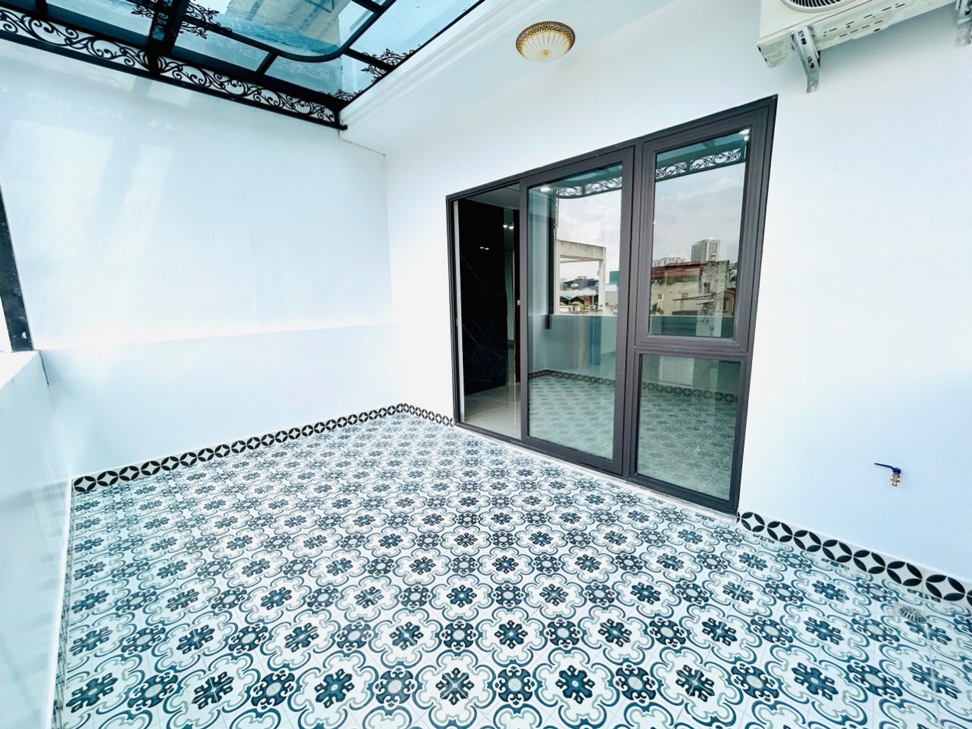 Bán nhà Nguyễn Chính - diện tích 50m2 6 tầng - Thang máy - giá 13,8 tỷ