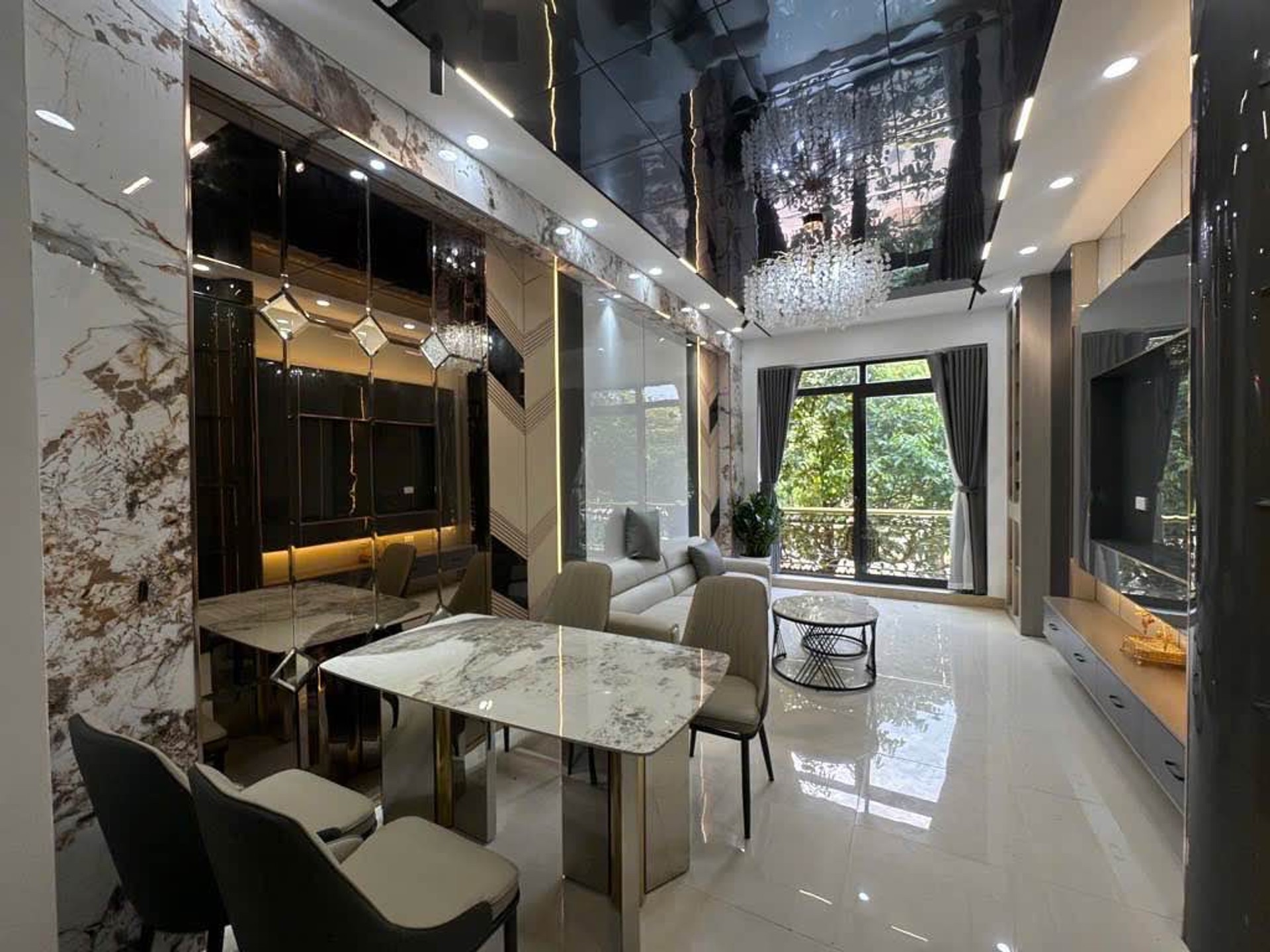 Bán nhà Kim Giang - diện tích 37m2 5 tầng - Ô TÔ TRÁNH - giá Nhỉnh 25 tỷ