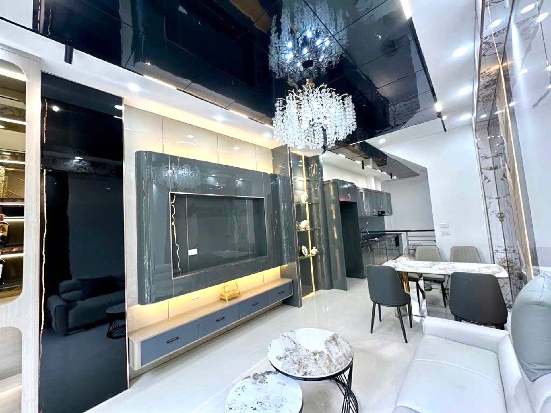 Bán nhà Kim Giang - diện tích 37m2 5 tầng - Ô TÔ TRÁNH - giá Nhỉnh 25 tỷ