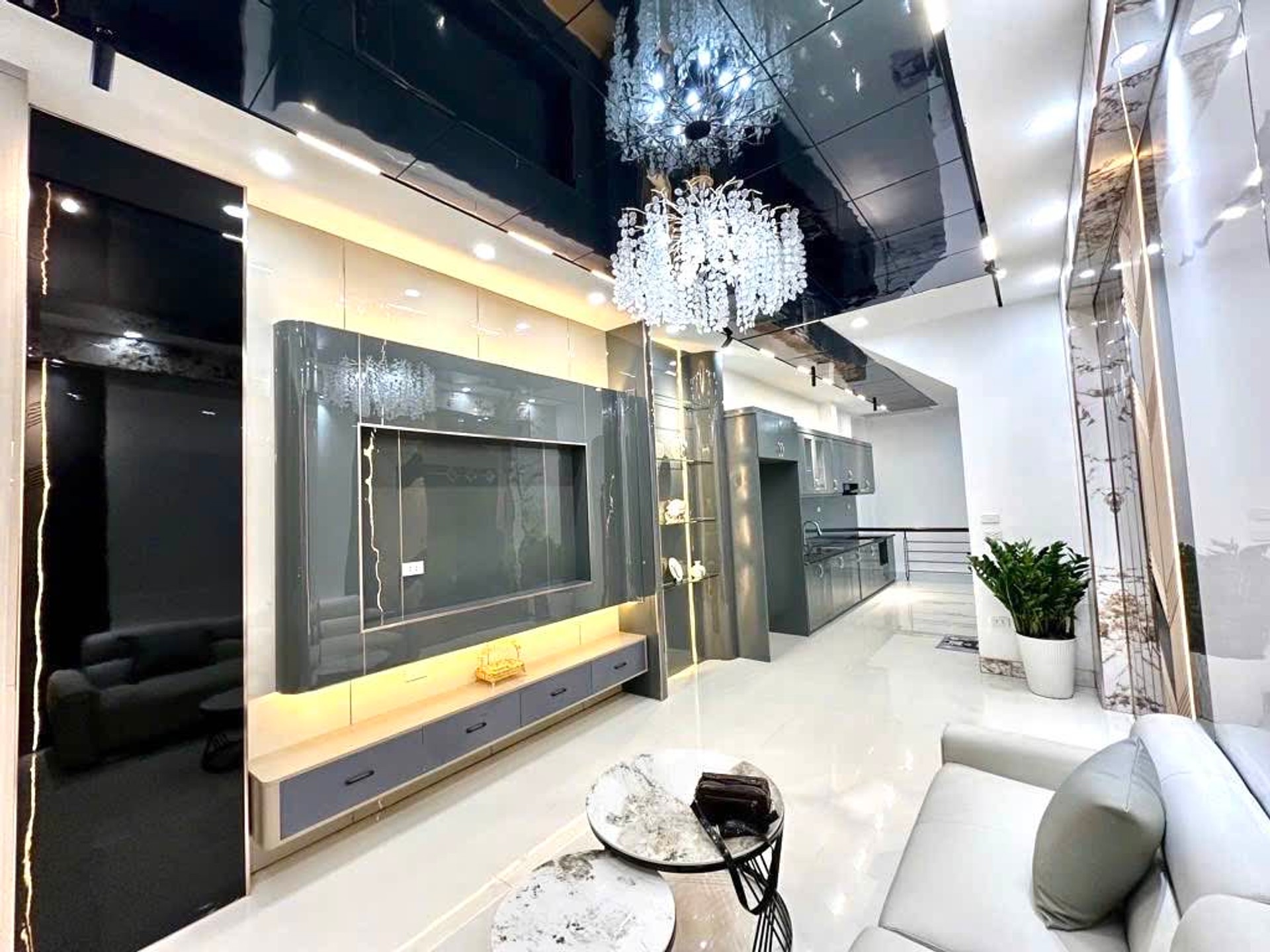 Bán nhà Kim Giang - diện tích 37m2 5 tầng - Ô TÔ TRÁNH - giá Nhỉnh 25 tỷ