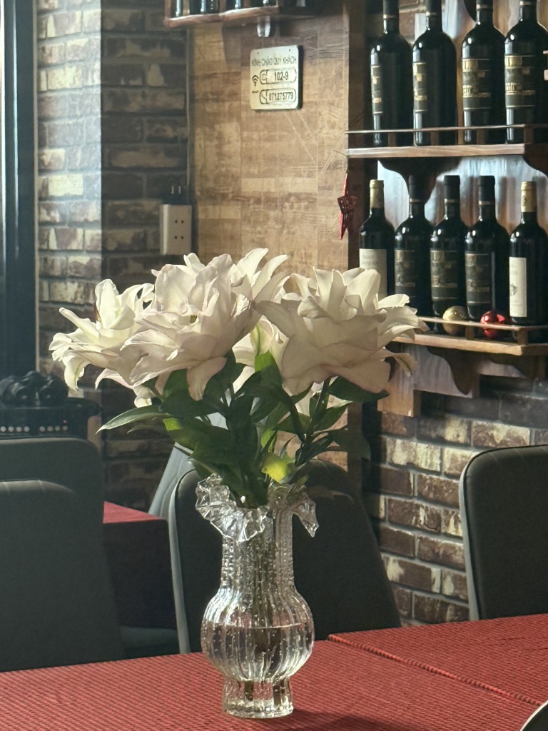 Bán nhà Thái Thịnh - diện tích 164m2 8 tầng - Ô tô tránh - giá 106 tỷ