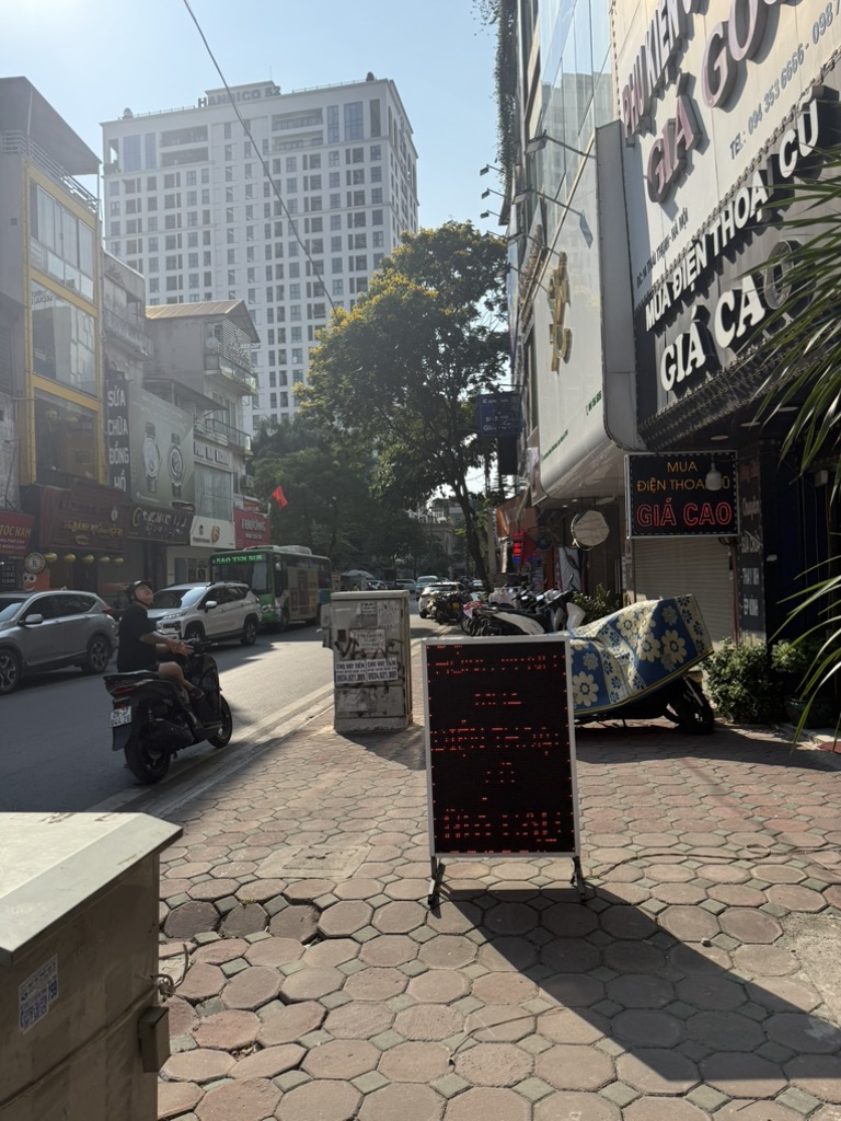 Bán nhà Thái Thịnh - diện tích 164m2 8 tầng - Ô tô tránh - giá 106 tỷ