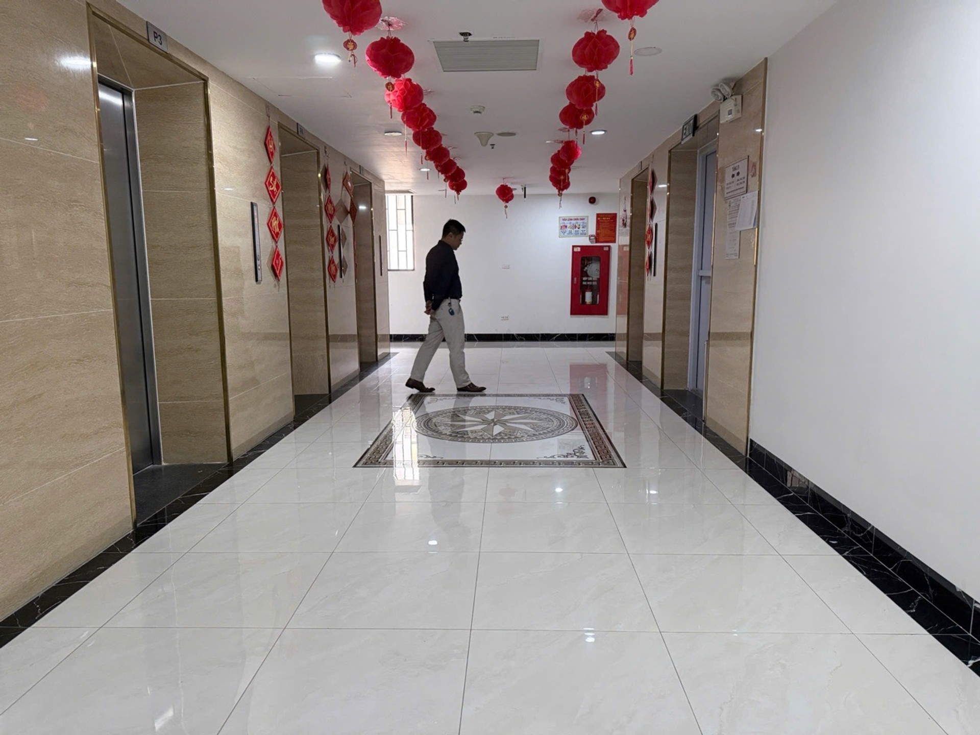 Bán nhà Nghiêm Xuân Yêm - diện tích 97m2 31 tầng - Căn góc 3 thoáng - giá 8 tỷ