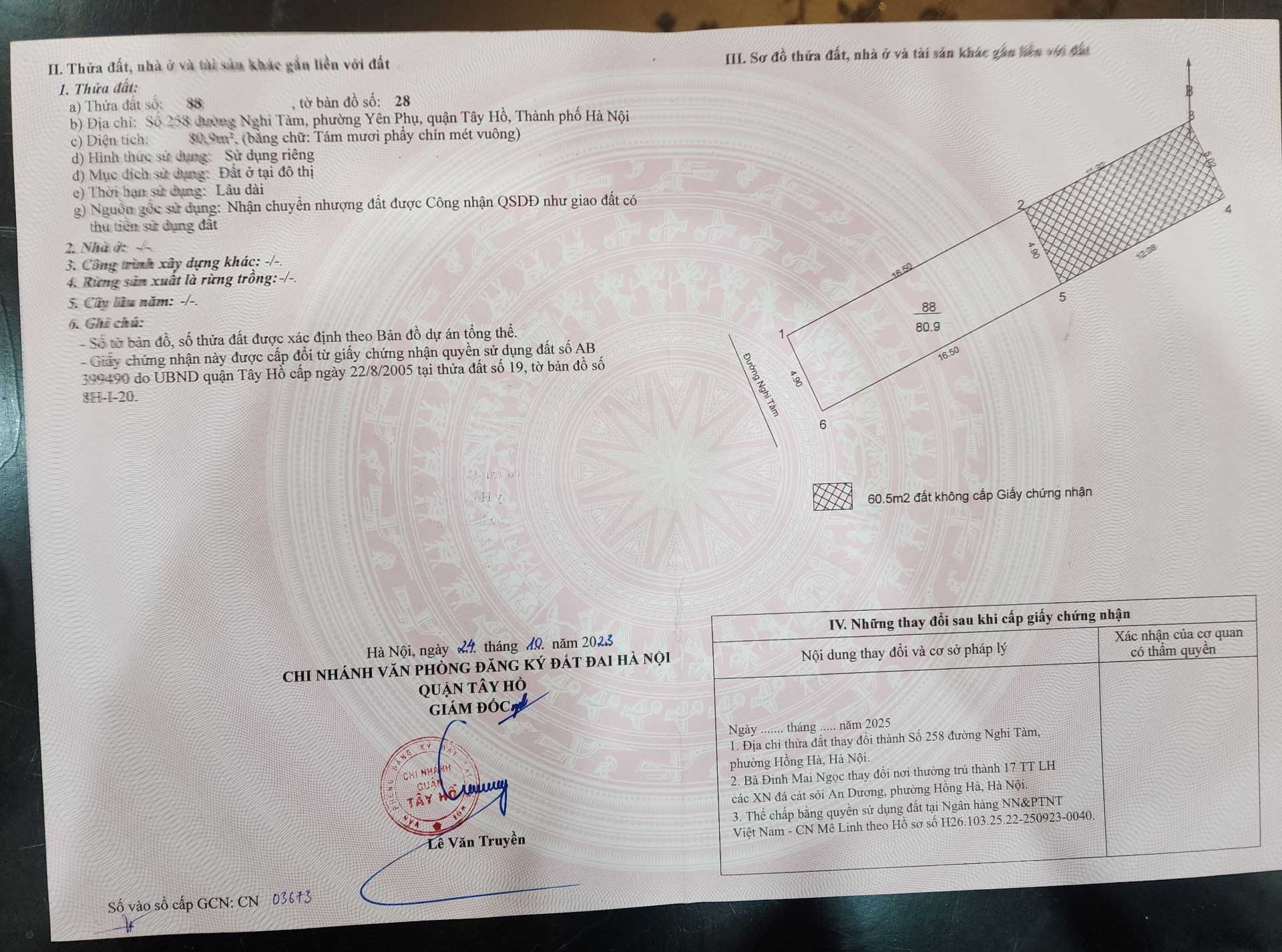 Bán nhà Nghi Tàm - diện tích 81m2 7 tầng - Mặt phố kinh doanh đa dạng - giá 38 tỷ