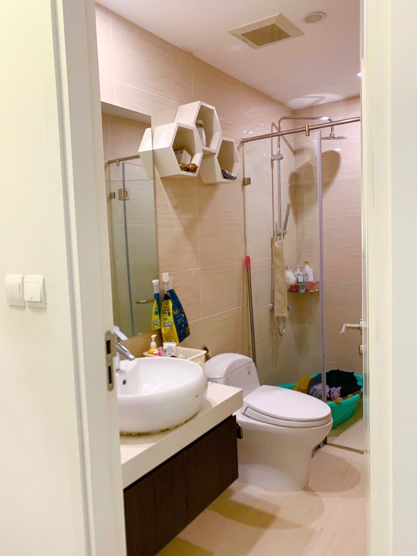 Bán nhà Minh Khai - diện tích 76m2 1 tầng - Căn hộ 2 ban công nhìn sân chơi - giá 8,9 tỷ