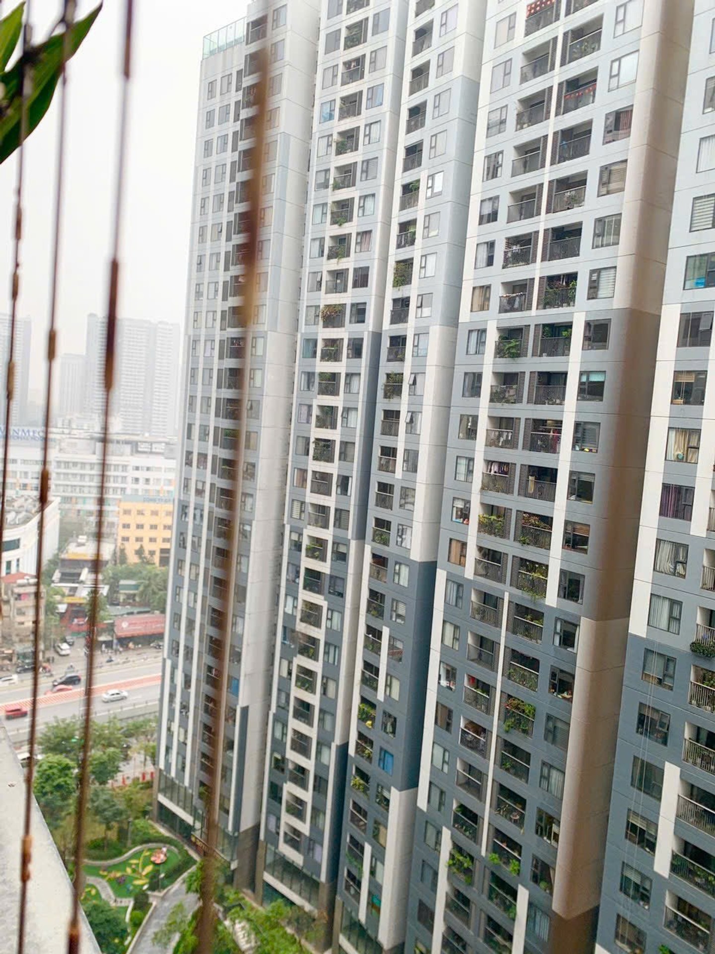 Bán nhà Minh Khai - diện tích 76m2 1 tầng - Căn hộ 2 ban công nhìn sân chơi - giá 8,9 tỷ