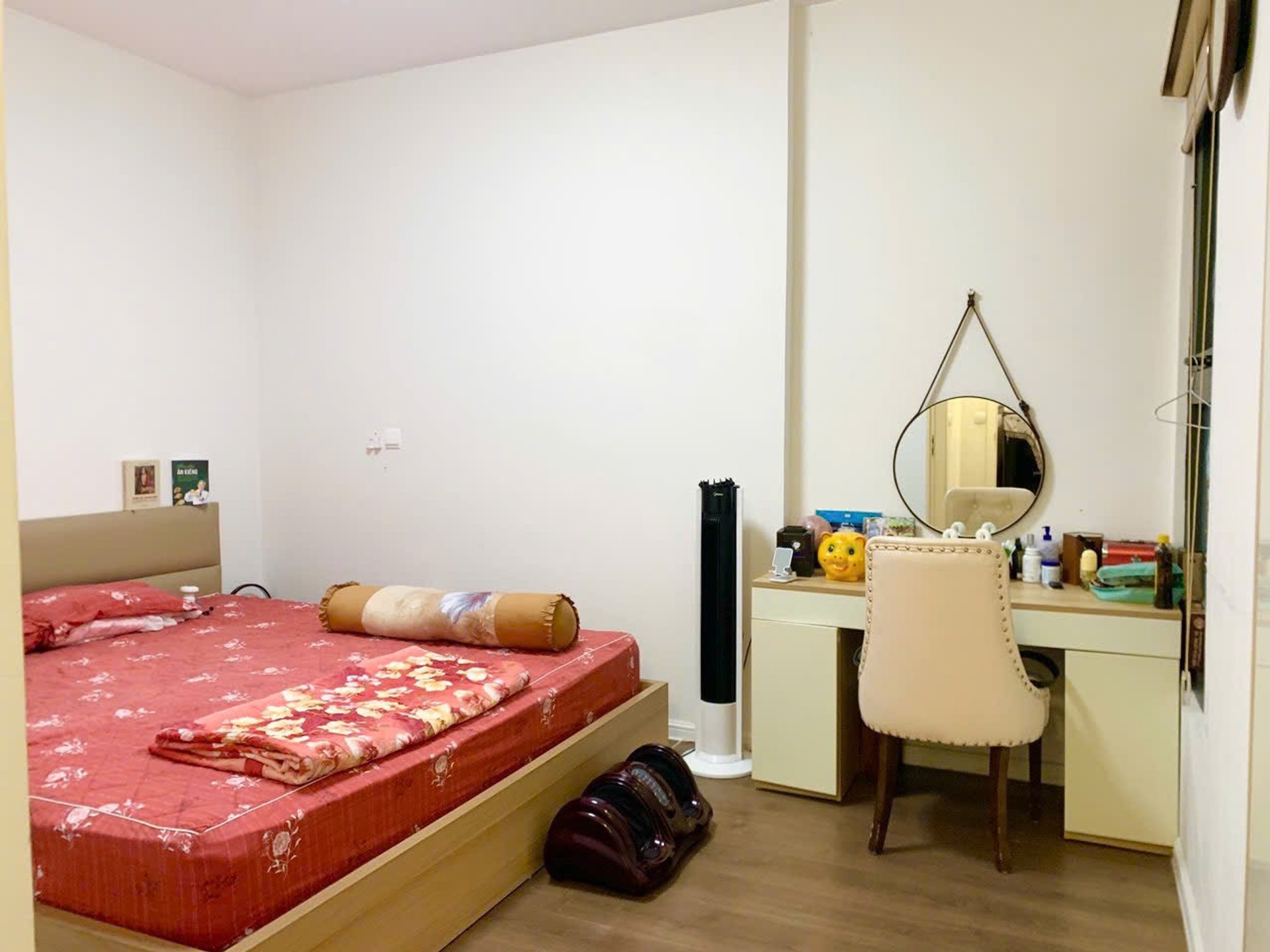 Bán nhà Minh Khai - diện tích 76m2 1 tầng - Căn hộ 2 ban công nhìn sân chơi - giá 8,9 tỷ