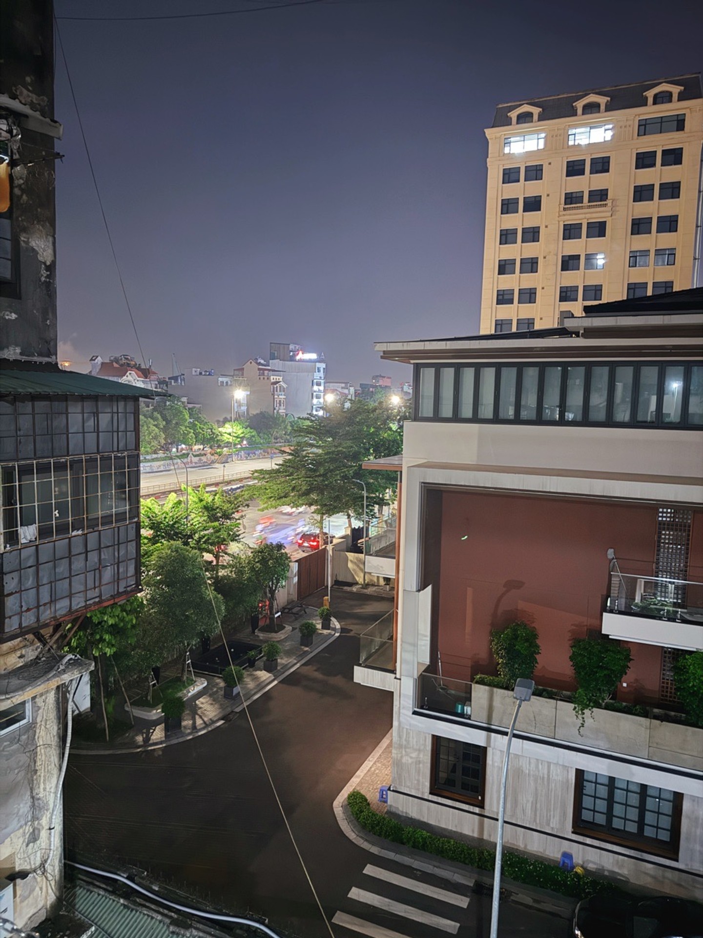 Bán nhà Trần Khánh Dư - diện tích 35m2 1 tầng - Tập thể nằm trên mặt phố - giá 3 tỷ