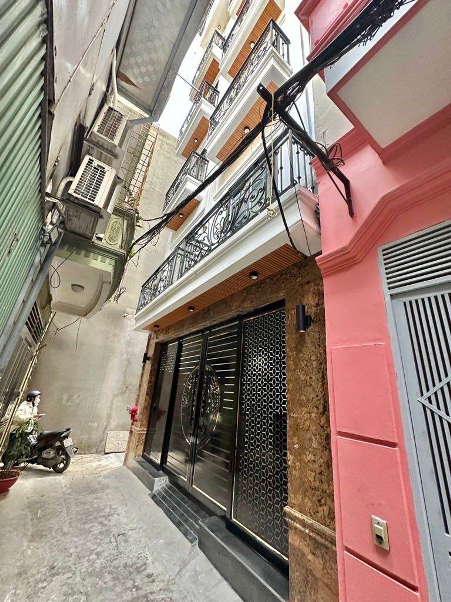 Bán nhà Lương Khánh Thiện - diện tích 65m2 7 tầng - Nhà đẹp hiếm có - giá 18,8 tỷ