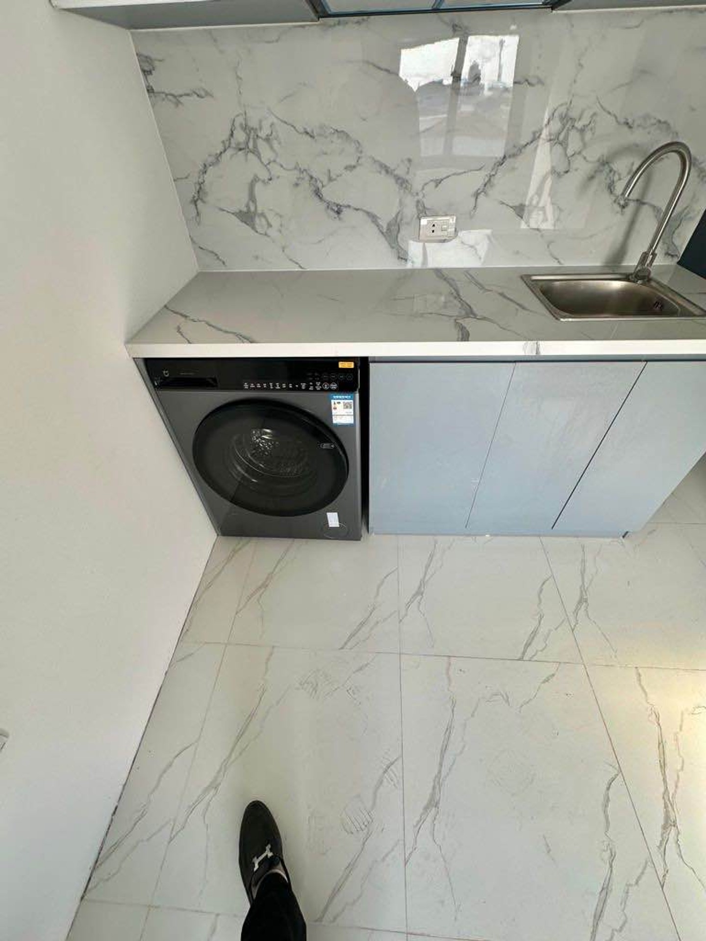 Bán nhà Lương Khánh Thiện - diện tích 65m2 7 tầng - Nhà đẹp hiếm có - giá 18,8 tỷ