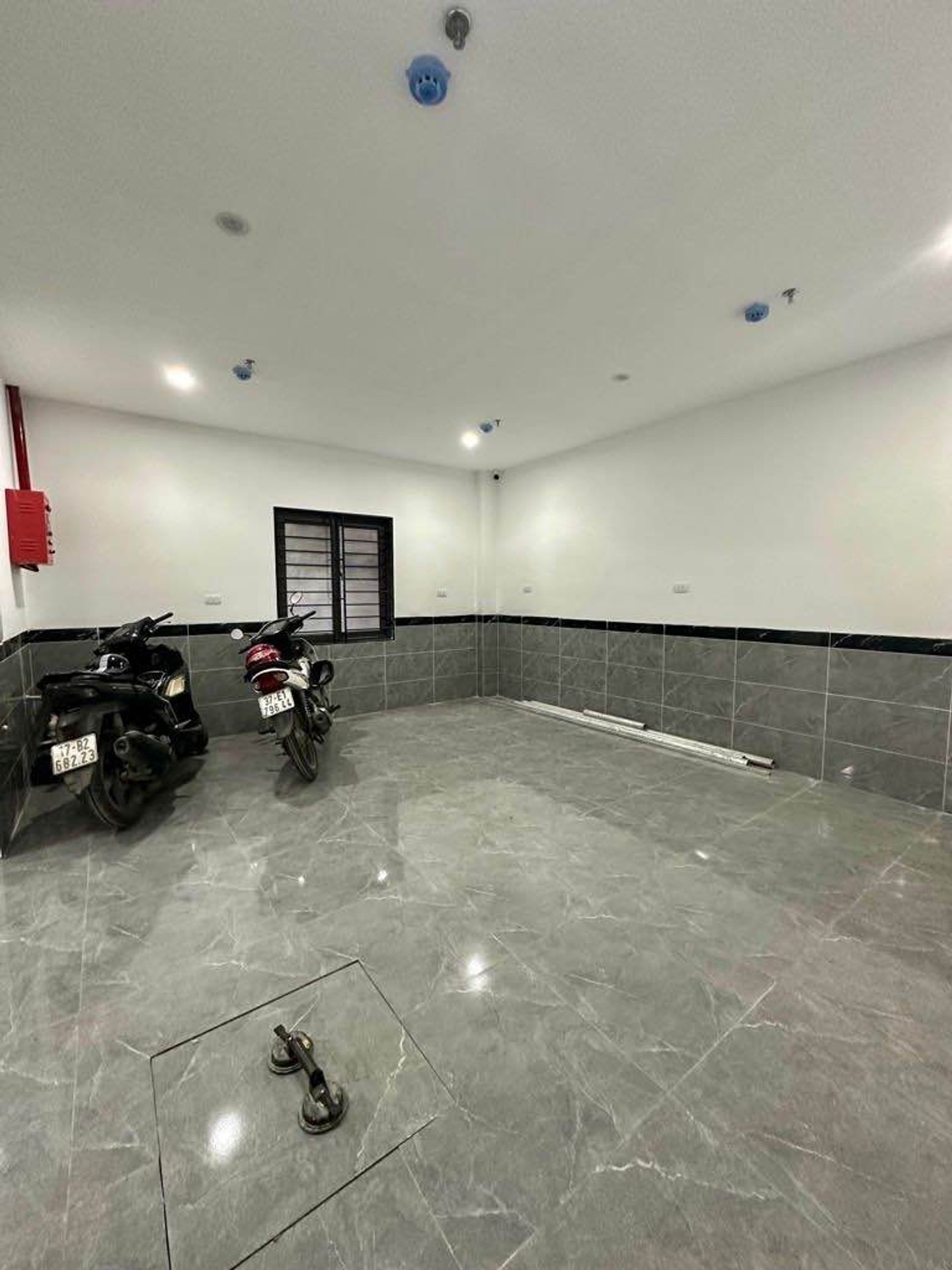 Bán nhà Lương Khánh Thiện - diện tích 65m2 7 tầng - Nhà đẹp hiếm có - giá 18,8 tỷ
