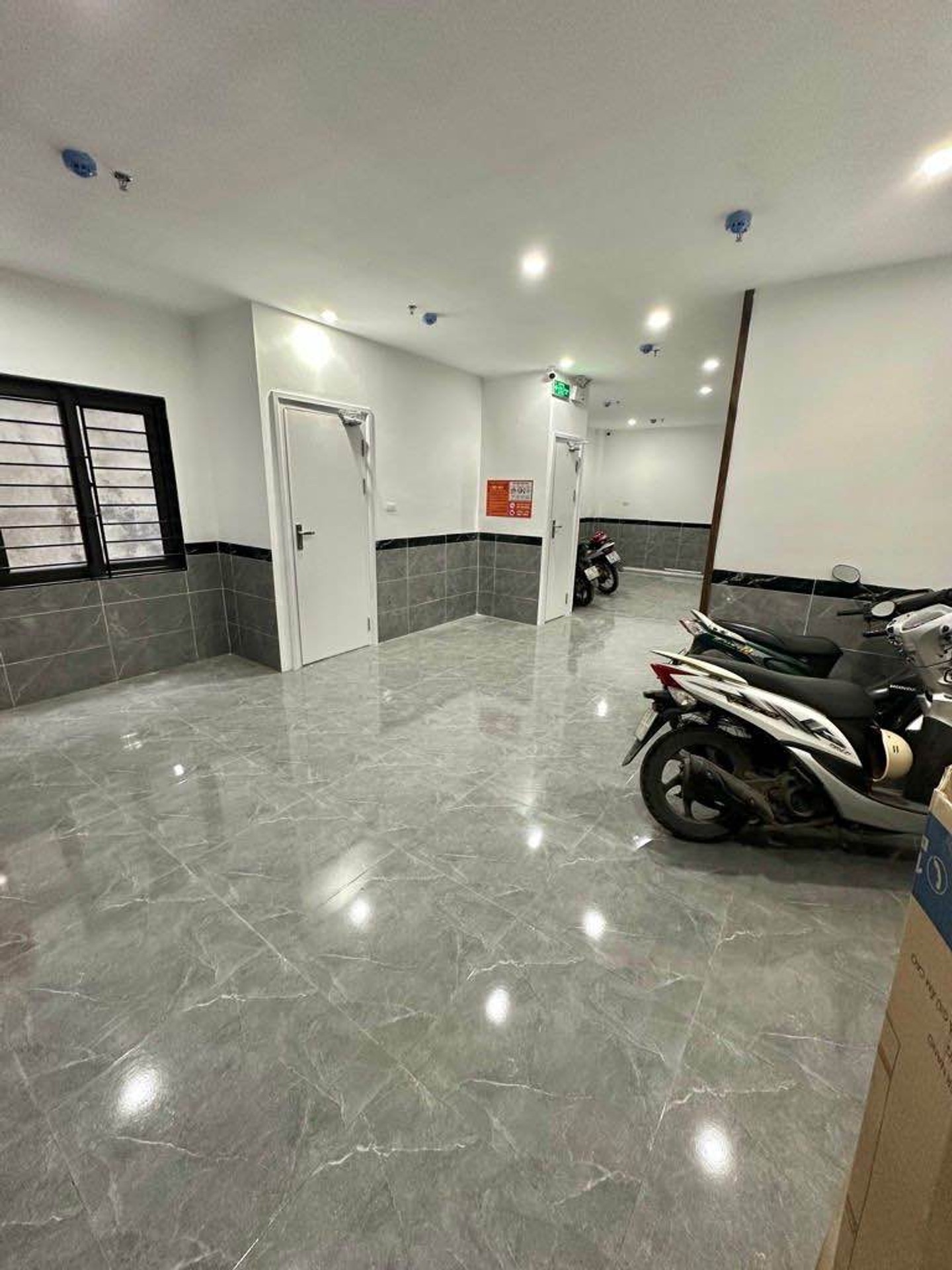 Bán nhà Lương Khánh Thiện - diện tích 65m2 7 tầng - Nhà đẹp hiếm có - giá 18,8 tỷ