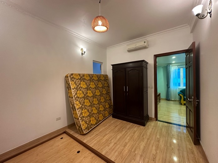 Bán nhà Vân Hồ 3 - diện tích 139m2 8 tầng - Ô tô vào nhà - giá 7,3 tỷ