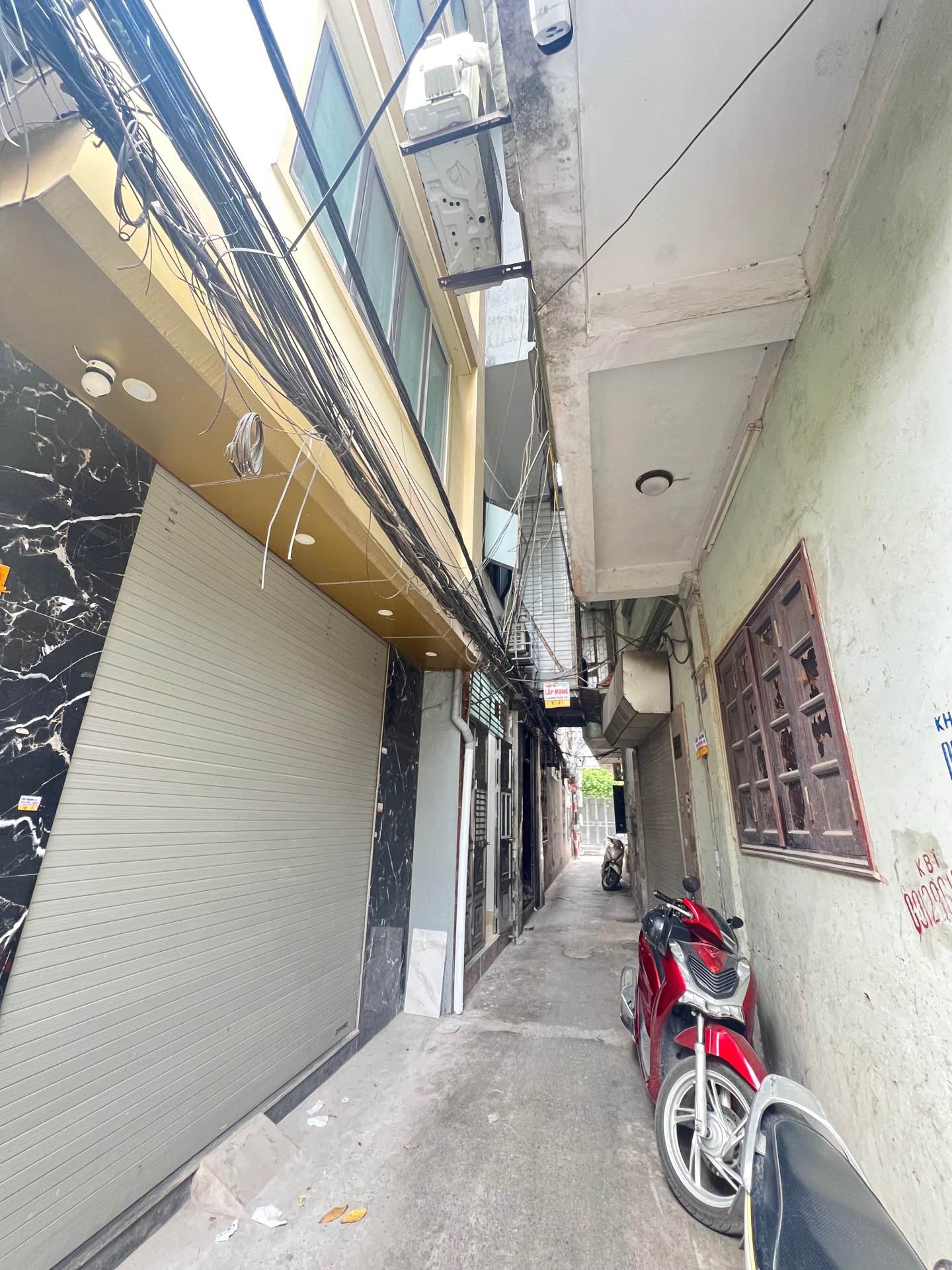 Bán nhà Giáp Bát - diện tích 21m2 5 tầng - vị trí cực đẹp - giá 5,85 tỷ