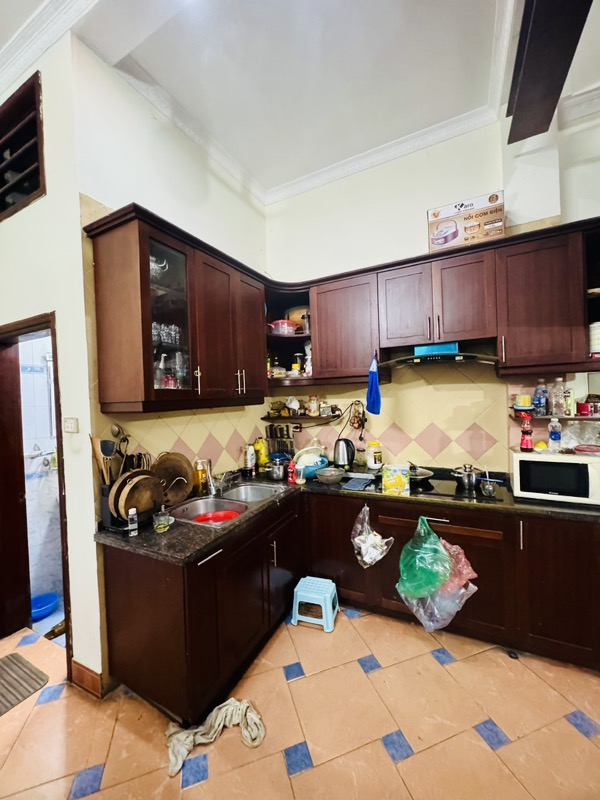 Bán nhà Đền Lừ 2 - diện tích 61m2 5 tầng - Ô tô tránh - giá 28,8 tỷ