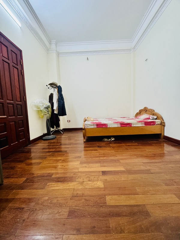 Bán nhà Đền Lừ 2 - diện tích 61m2 5 tầng - Ô tô tránh - giá 28,8 tỷ