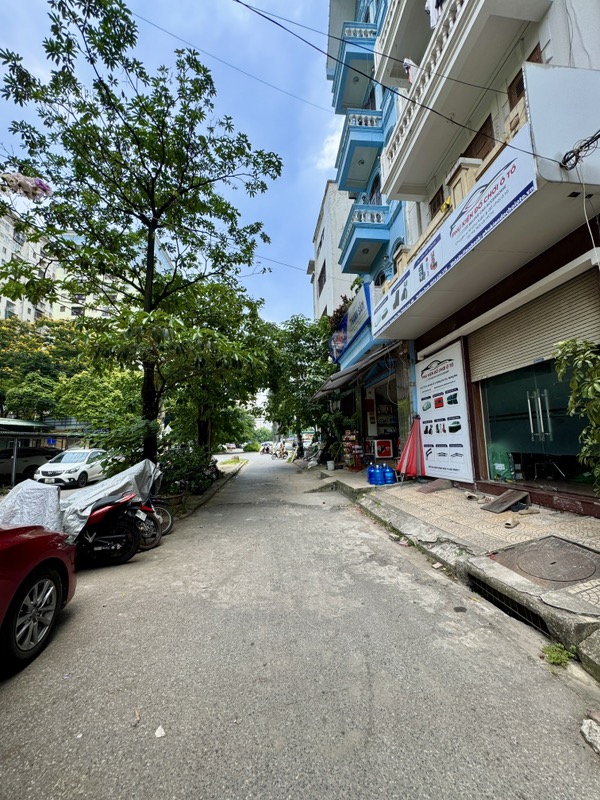 Bán nhà Đền Lừ 2 - diện tích 61m2 5 tầng - Ô tô tránh - giá 28,8 tỷ