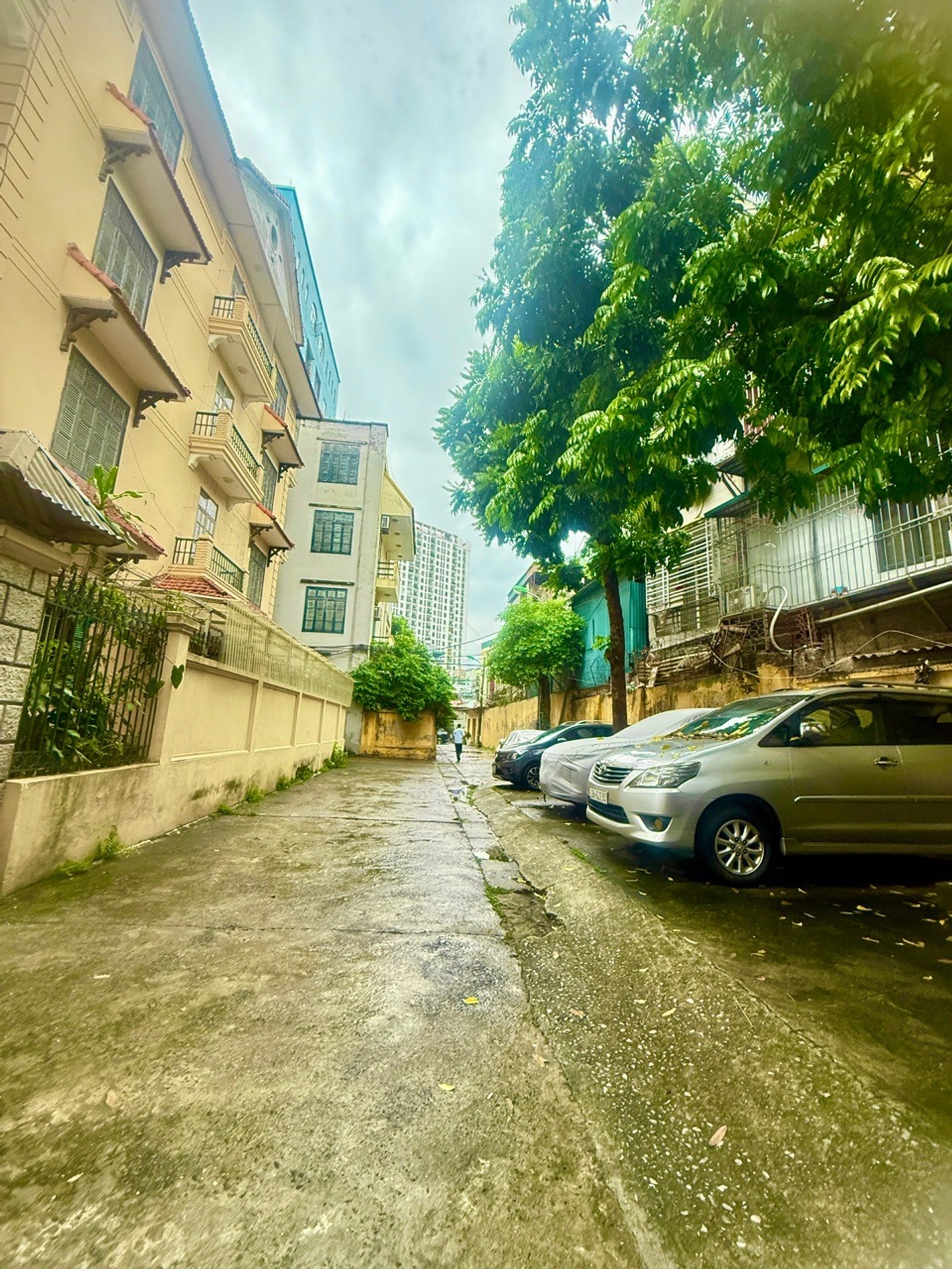 Bán nhà Hoàng Mai - diện tích 58m2 4 tầng - Ô tô tránh - giá 21,6 tỷ