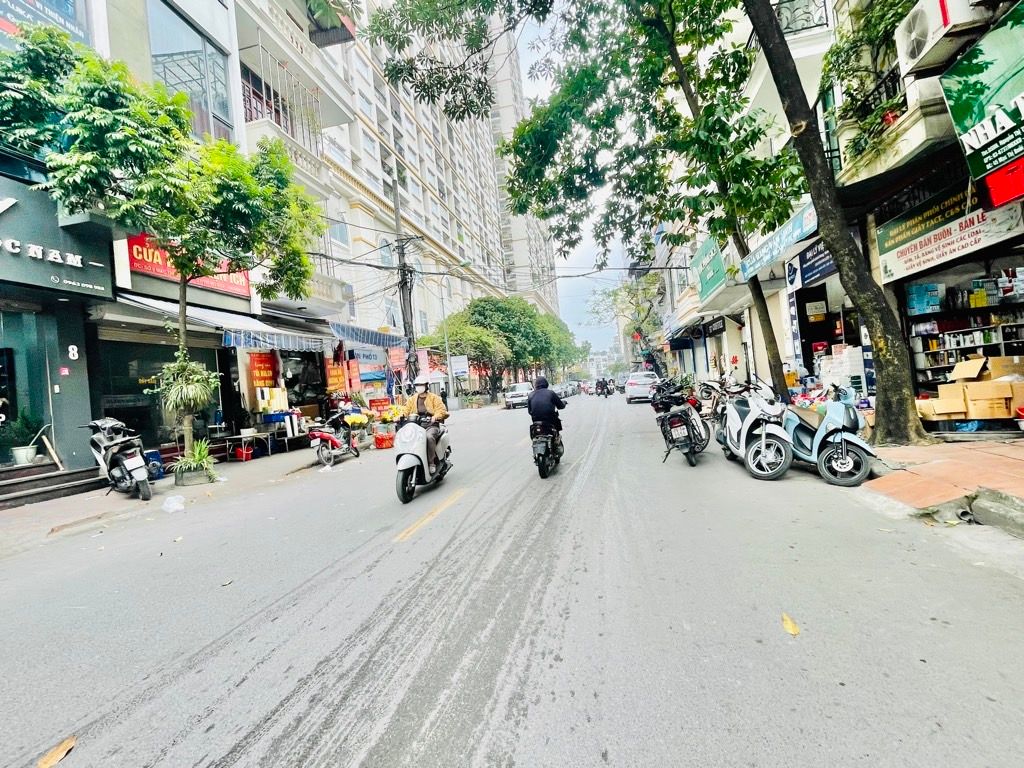 Bán nhà Mạc Thị Bưởi - diện tích 44m2 5 tầng - Lô góc, thang máy - giá 26,5 tỷ